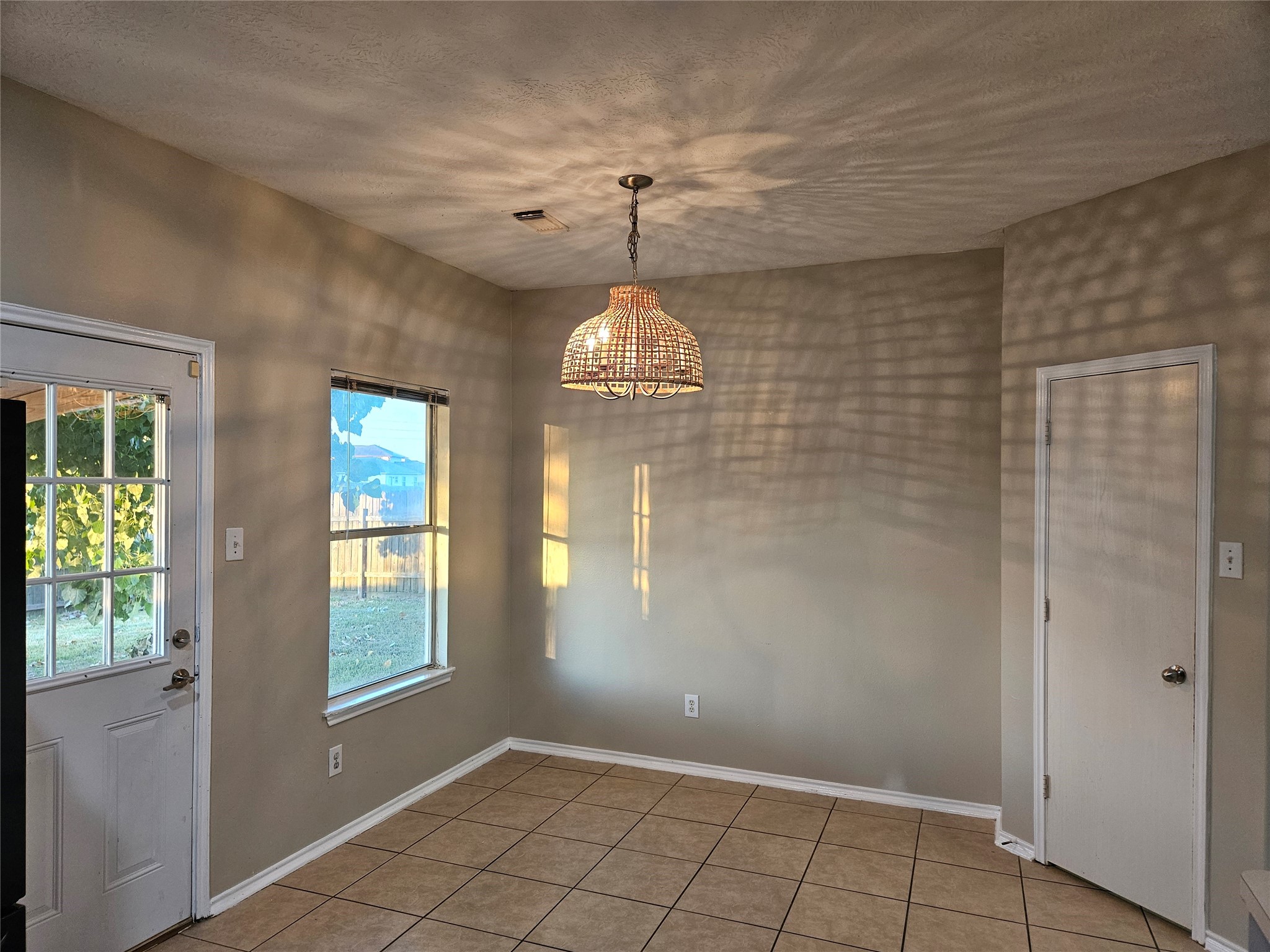13111 Cherryglade Court Property Photo 17