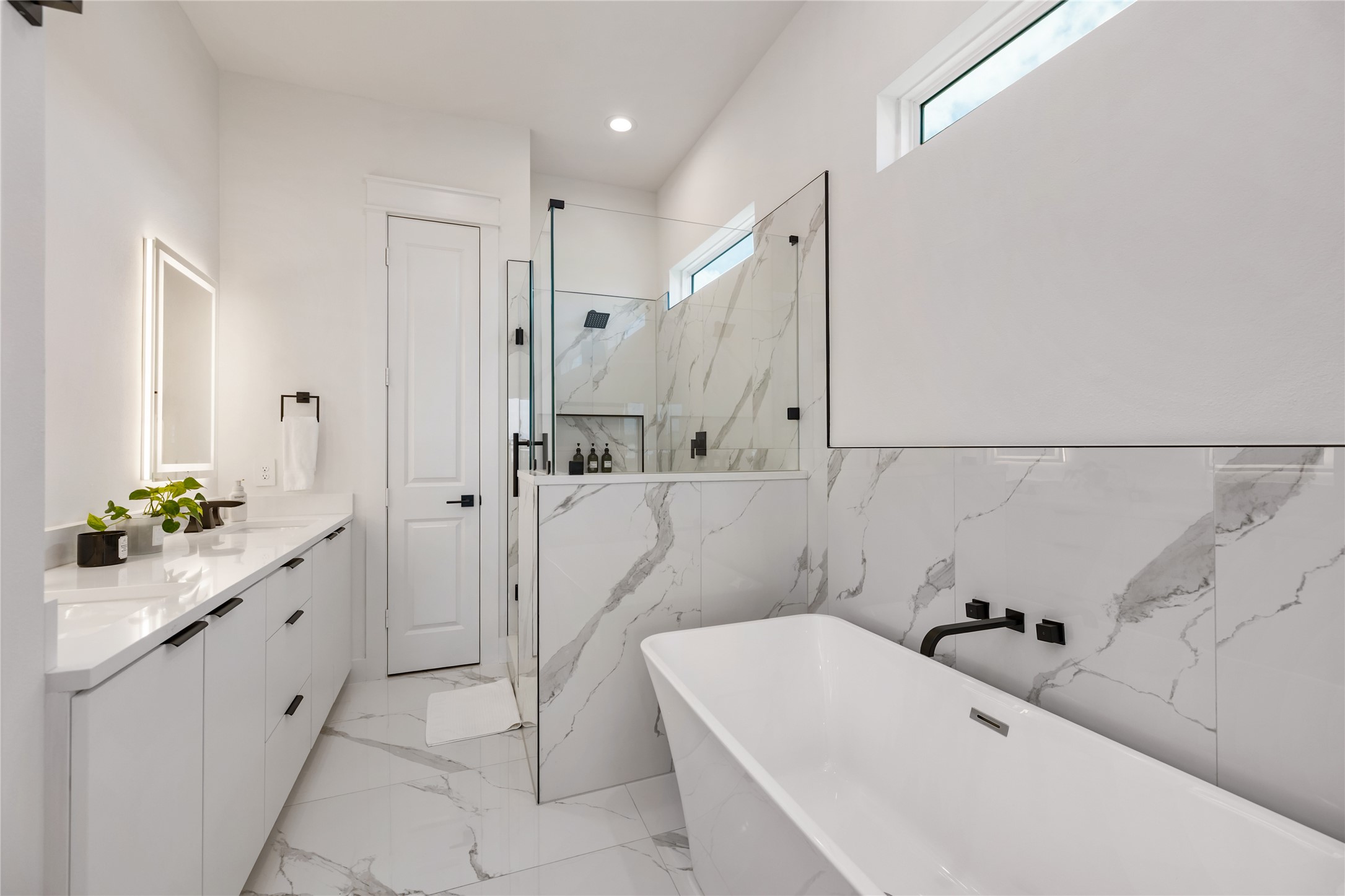 1602 Mary Street Property Photo 27
