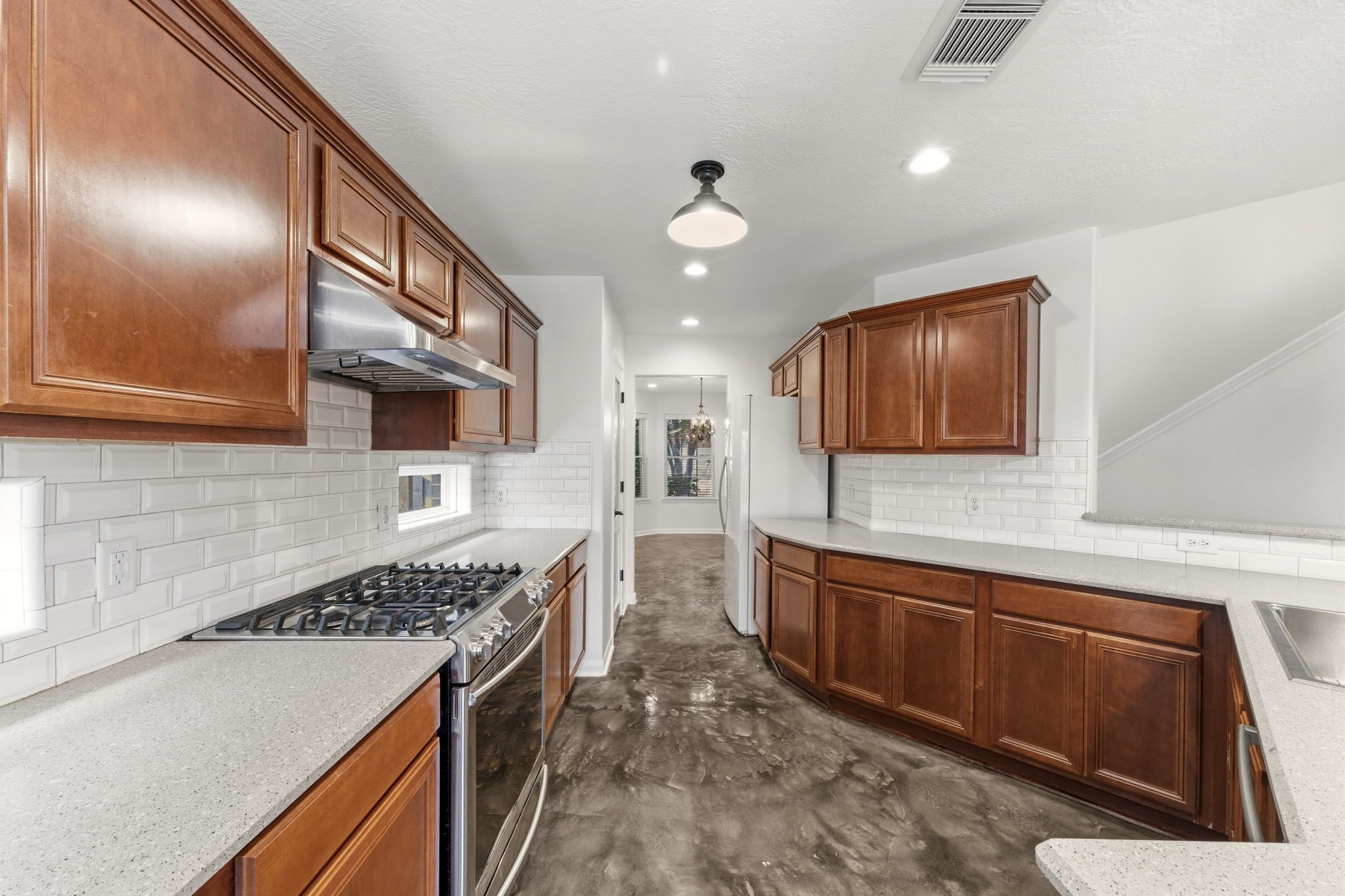 2609 Los Alamos Circle Property Photo 3