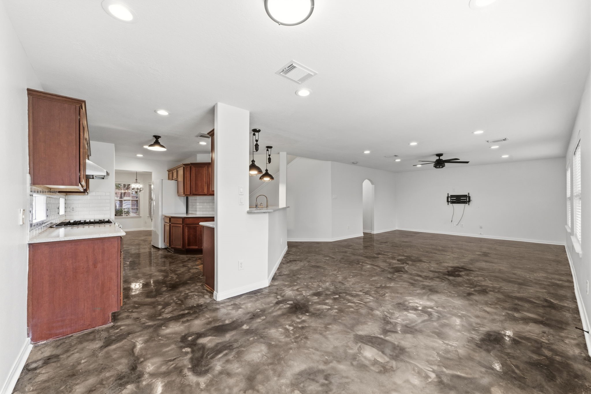 2609 Los Alamos Circle Property Photo 5