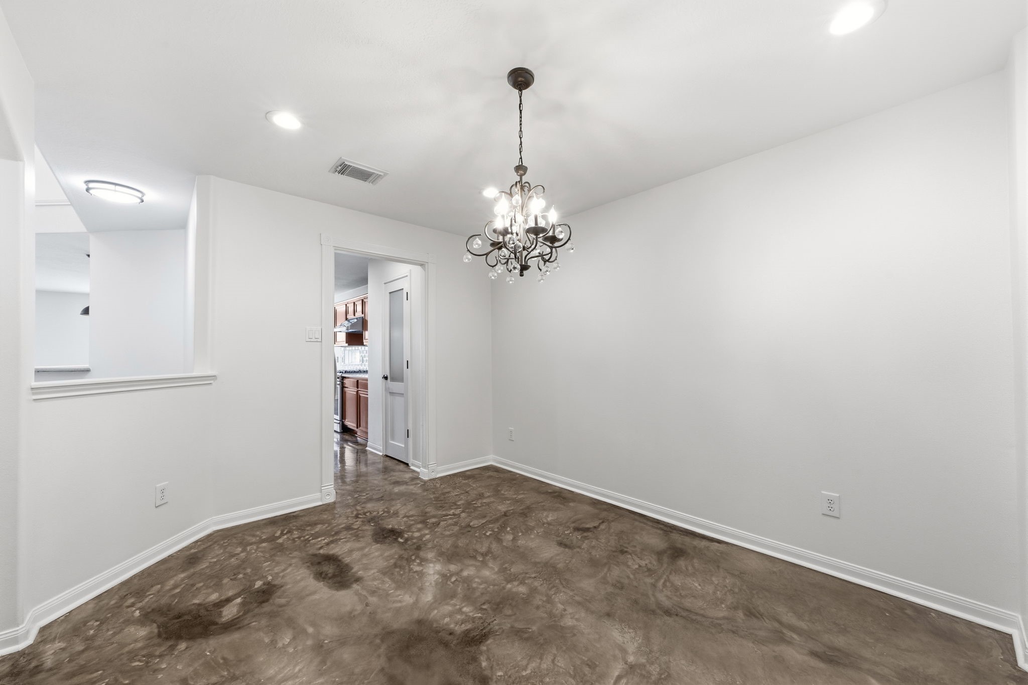 2609 Los Alamos Circle Property Photo 7
