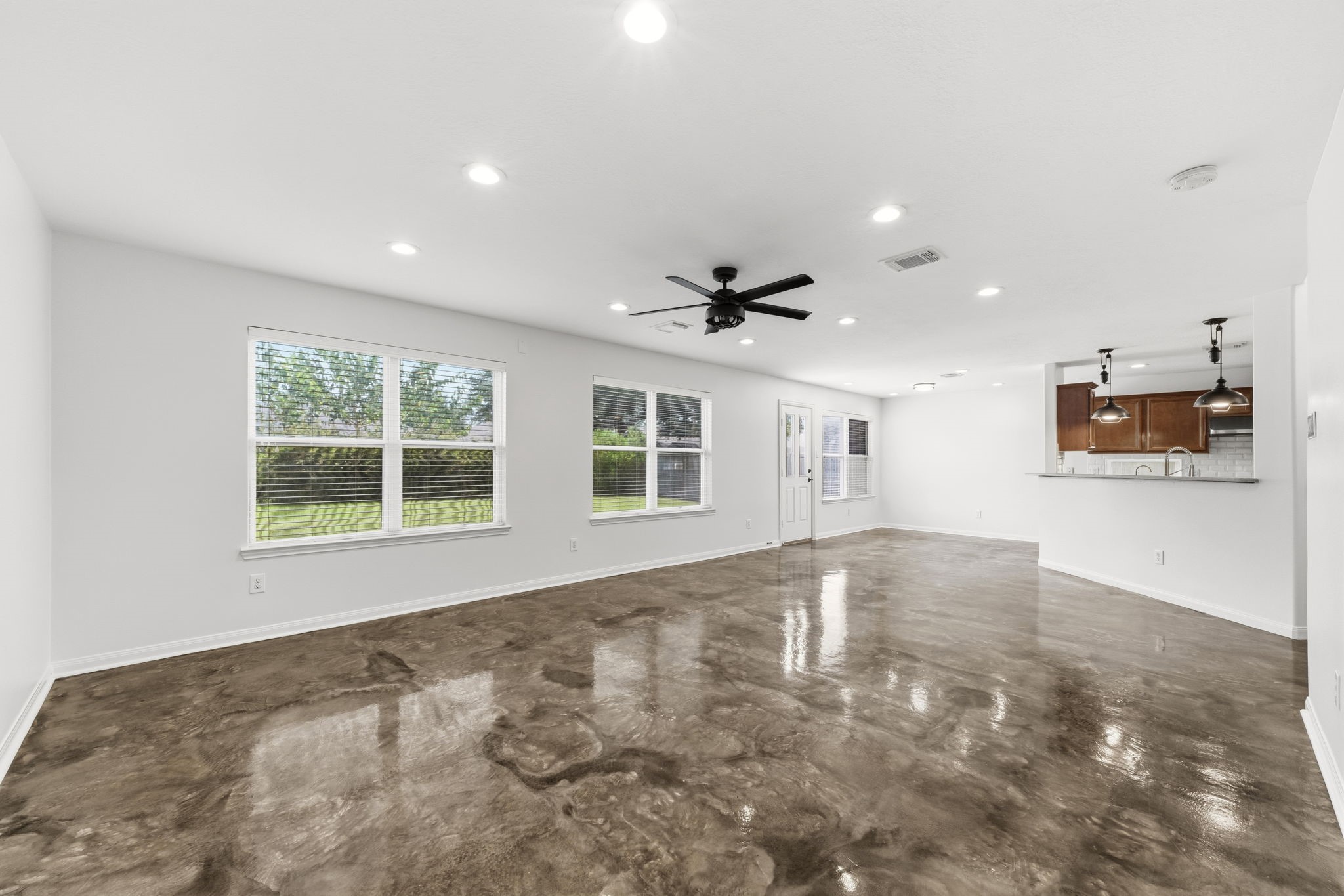 2609 Los Alamos Circle Property Photo 9