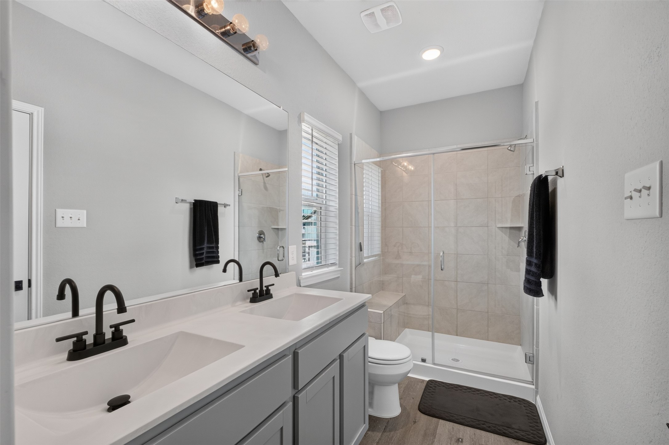 14040 Lamprey Drive Property Photo 24
