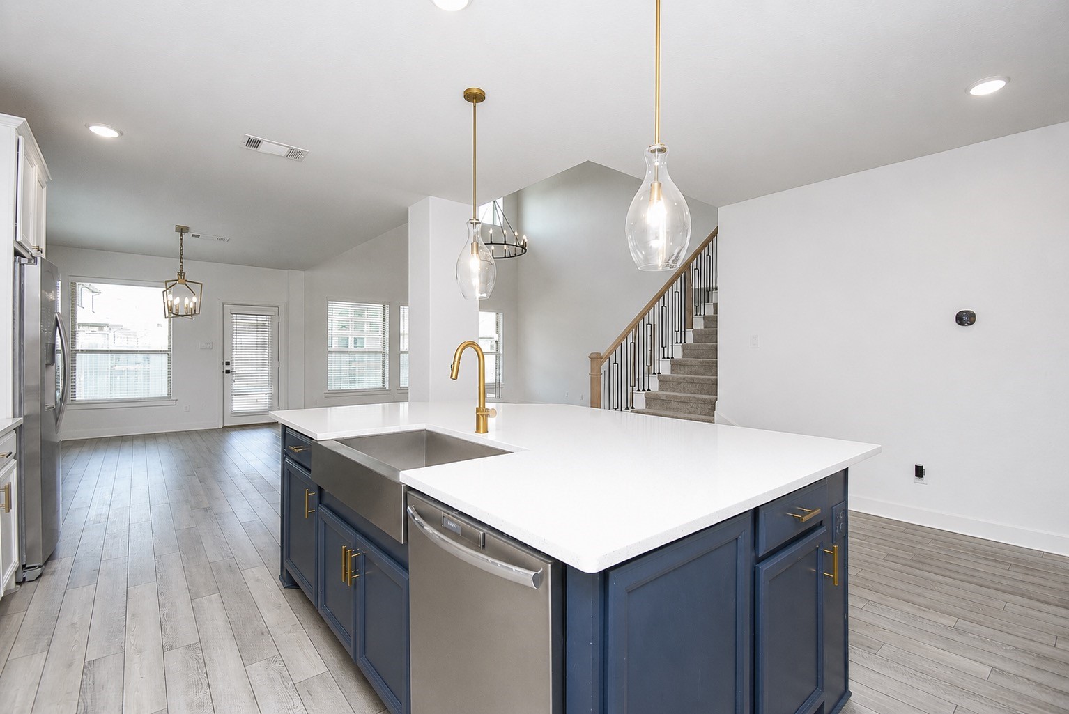 23714 Sweeny Valley Drive Property Photo 4
