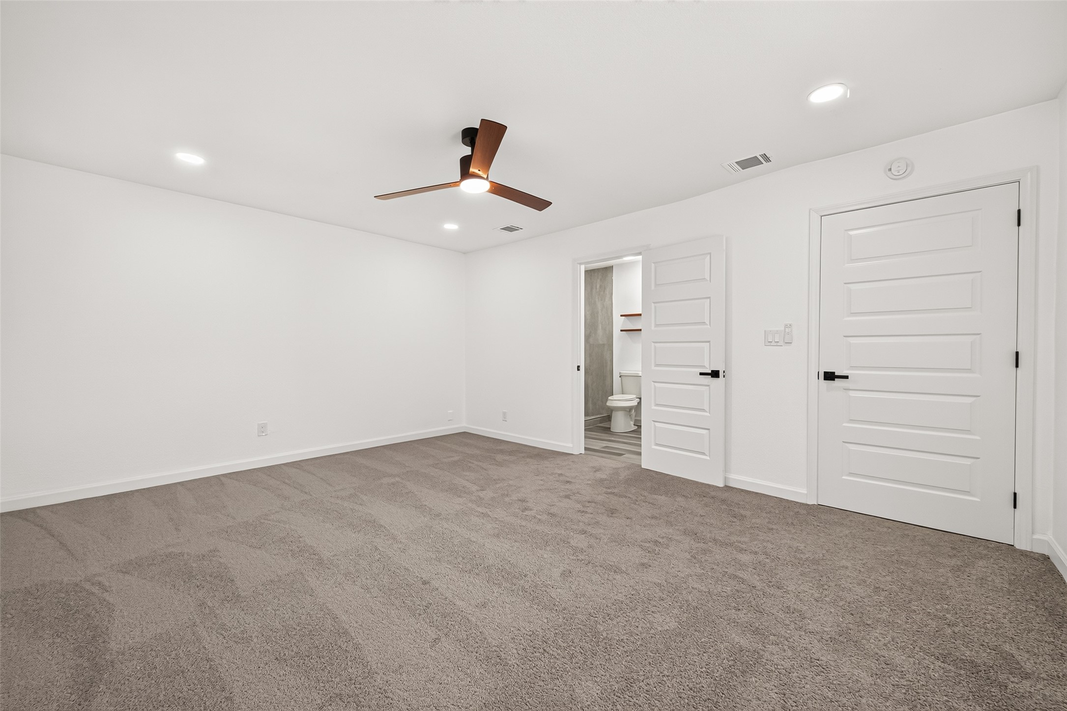 3107 Sunnydale Drive Property Photo 26