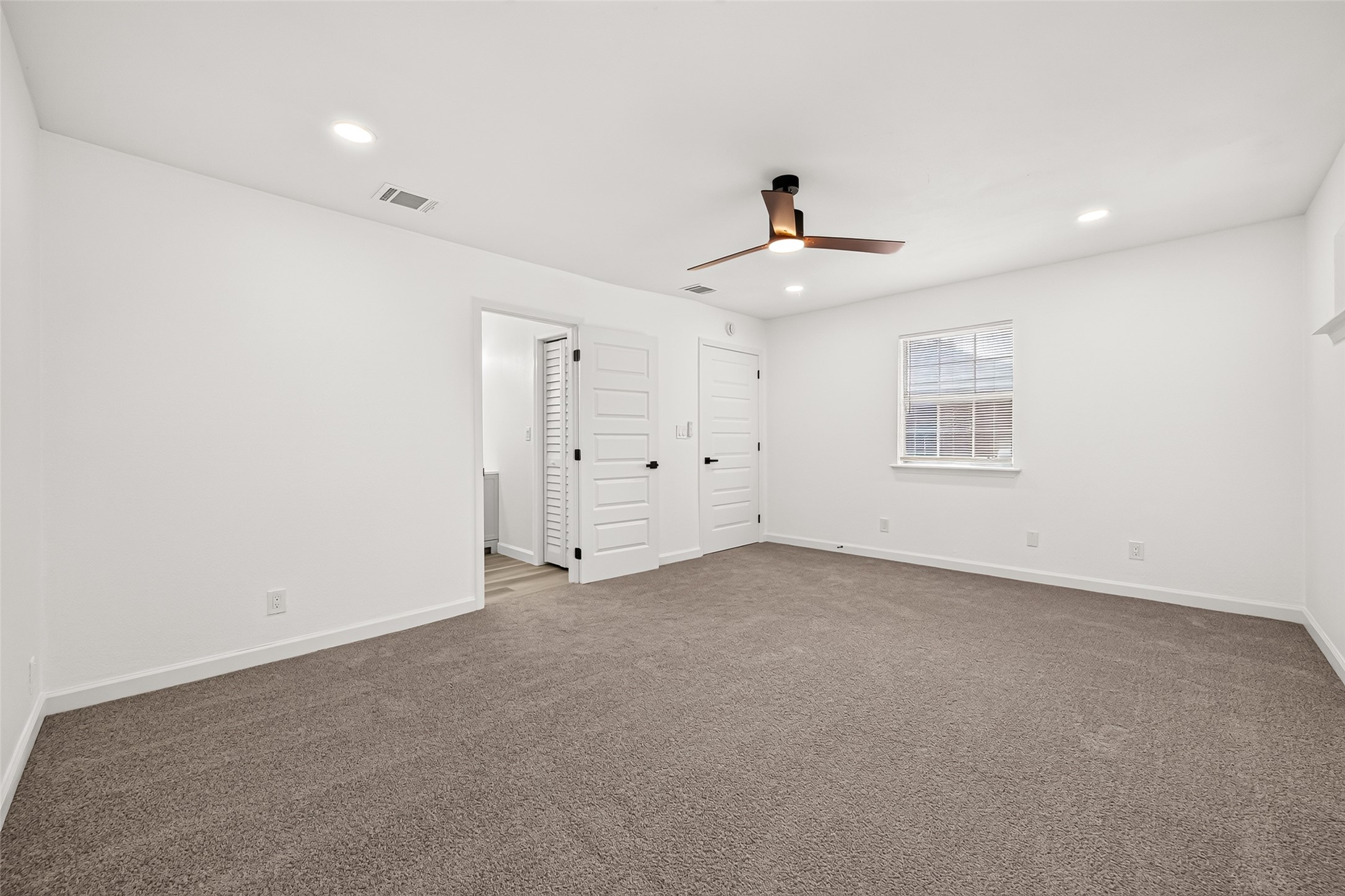 3107 Sunnydale Drive Property Photo 27