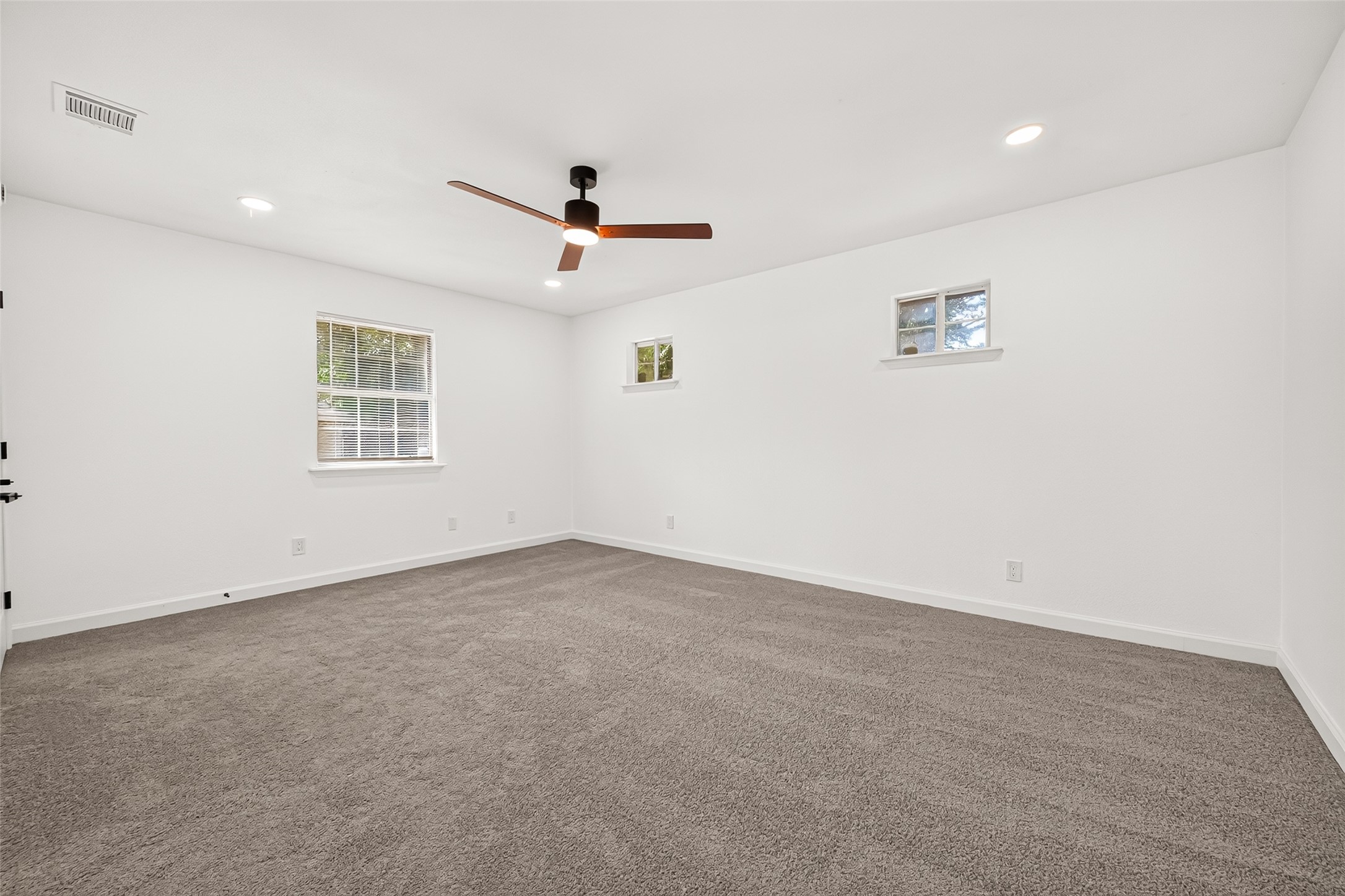 3107 Sunnydale Drive Property Photo 28