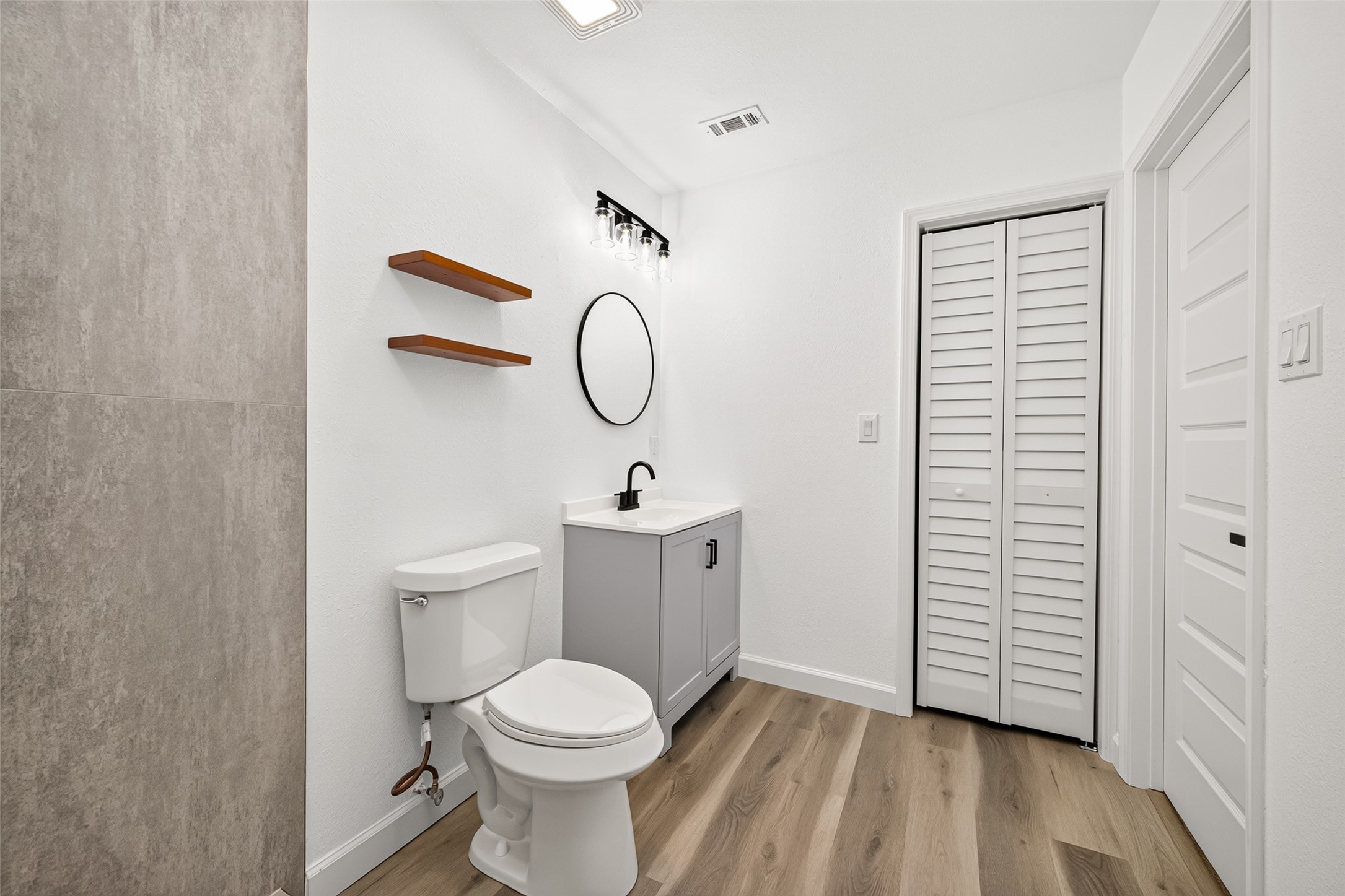 3107 Sunnydale Drive Property Photo 31
