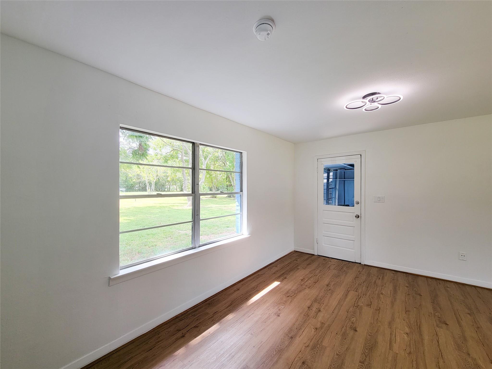 2605 W Dumble Street, Alvin Tx 77511 Property Photo 14