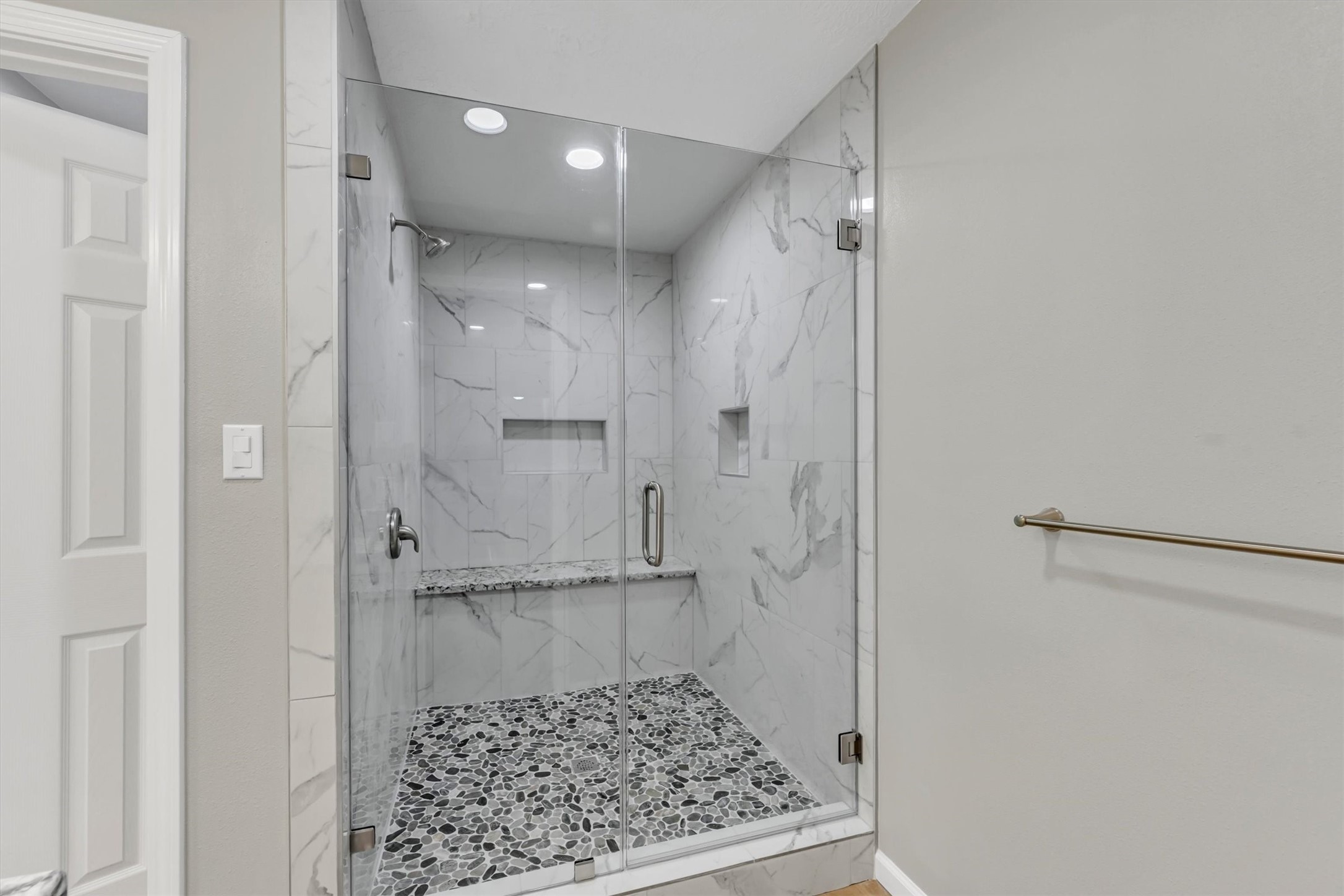 6415 Moccasin Bend Drive Property Photo 32