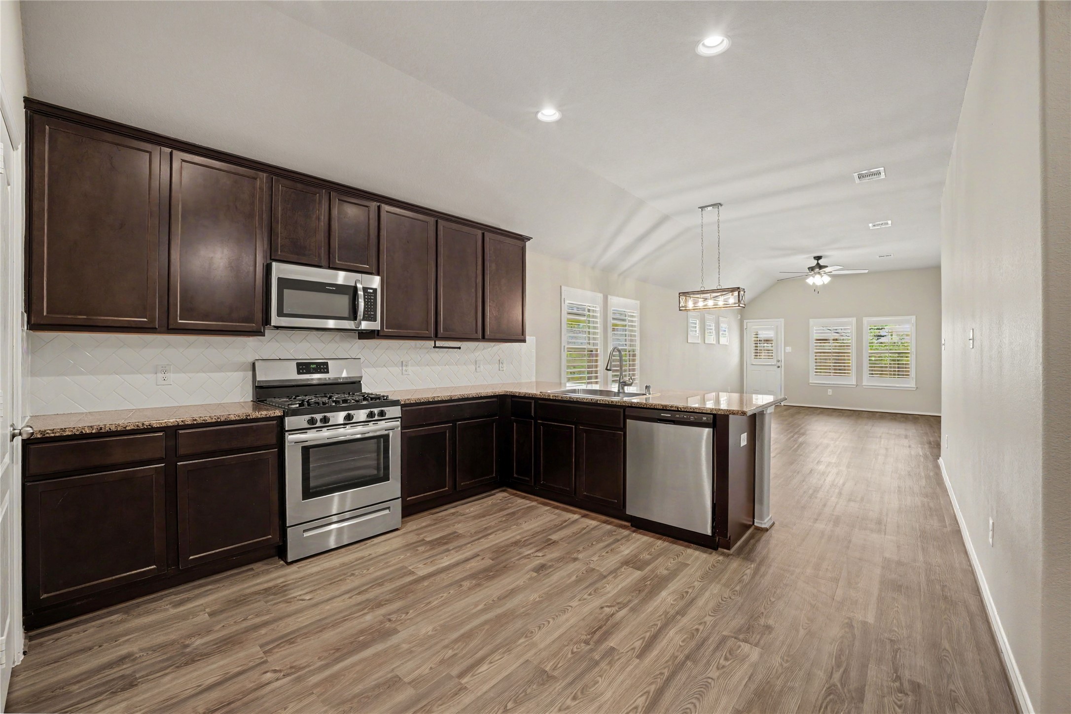 22627 Rosy Heights Trail Property Photo 12