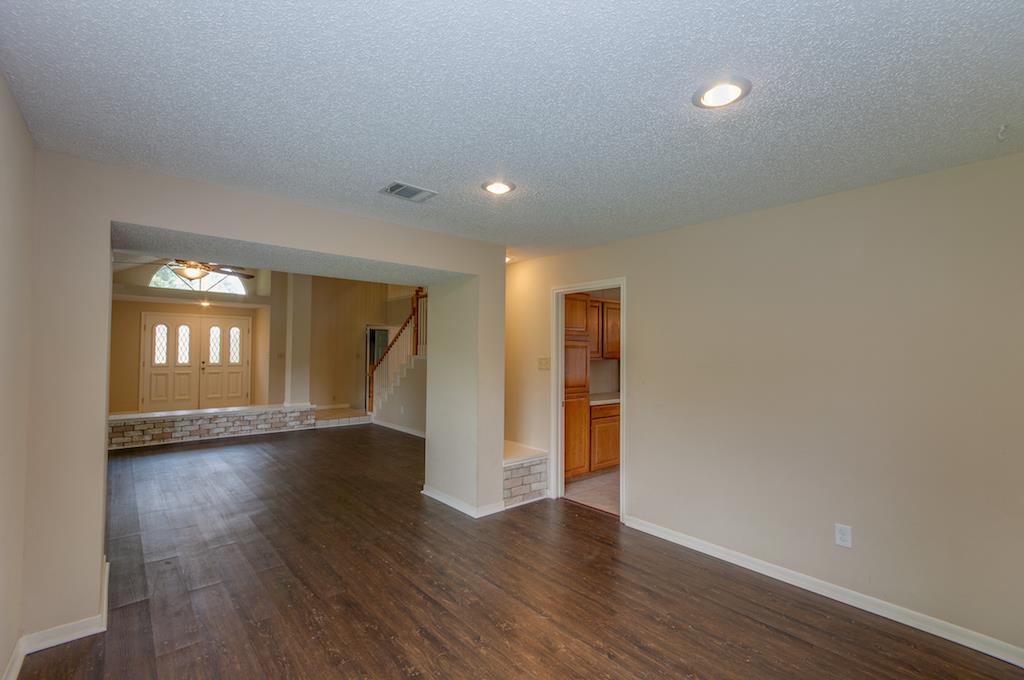 11310 Chiselhurst Way Court Property Photo 9