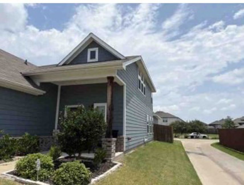 2828 Journey Lane Property Photo 2