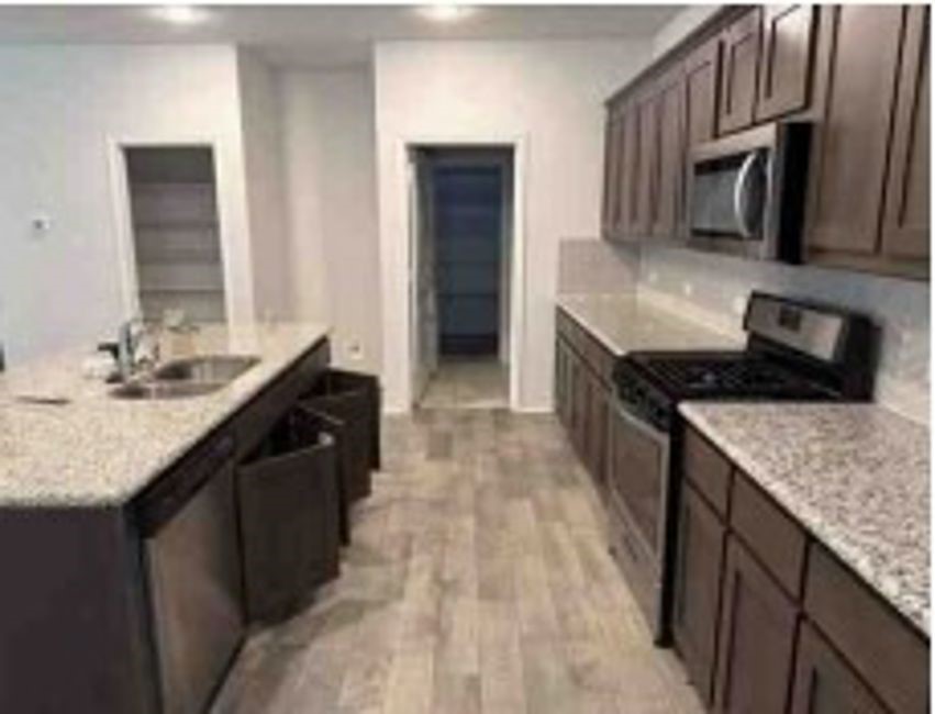 2828 Journey Lane Property Photo 14