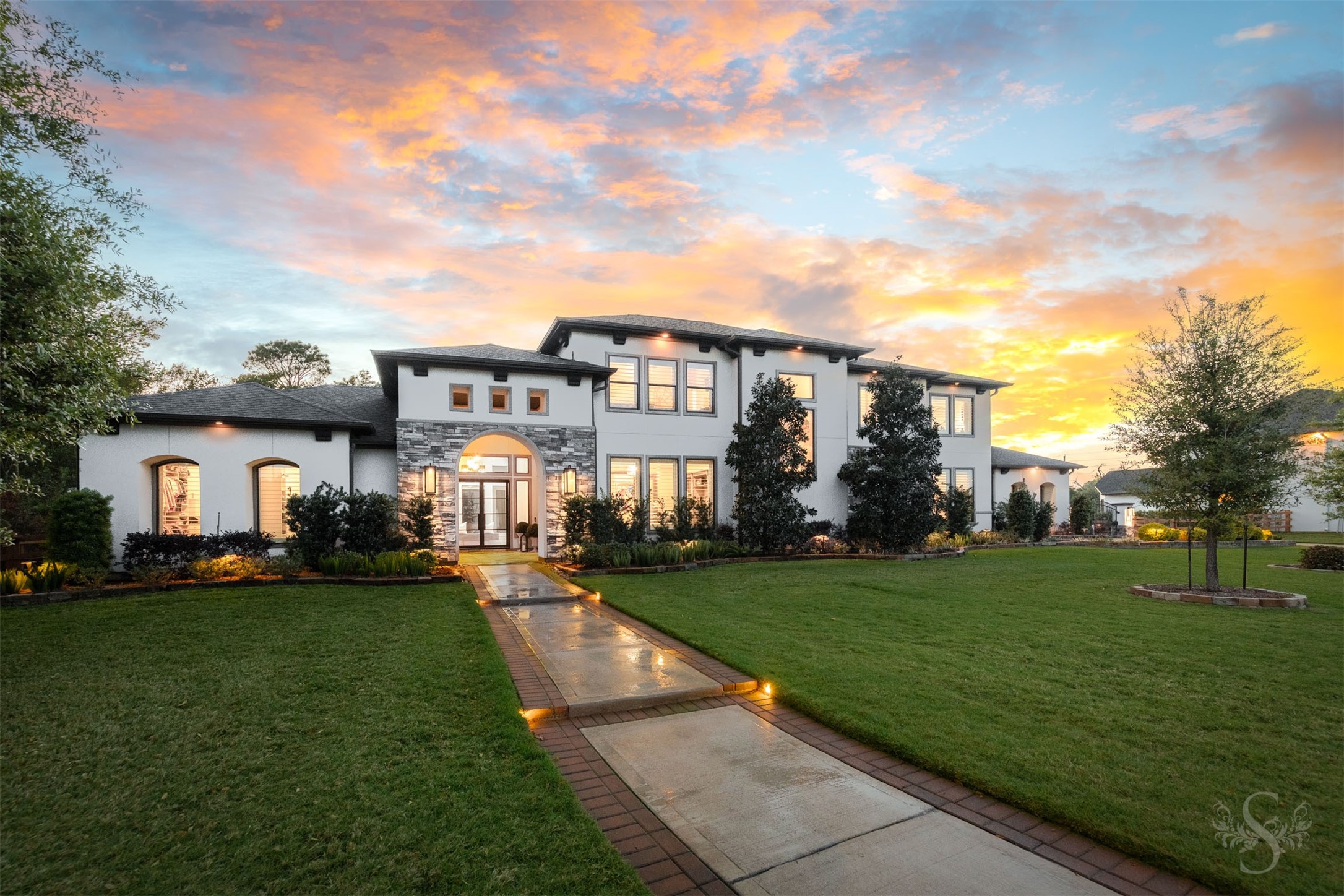 8619 Woods Hollow Trail Property Photo