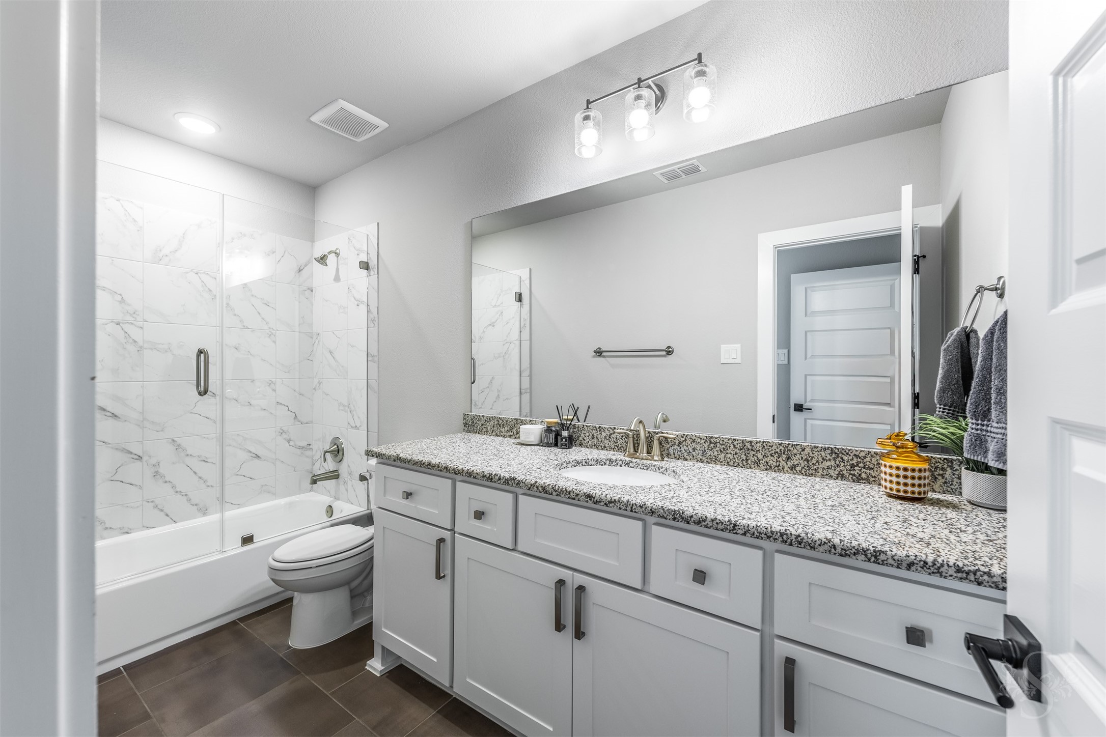 8619 Woods Hollow Trail Property Photo 43