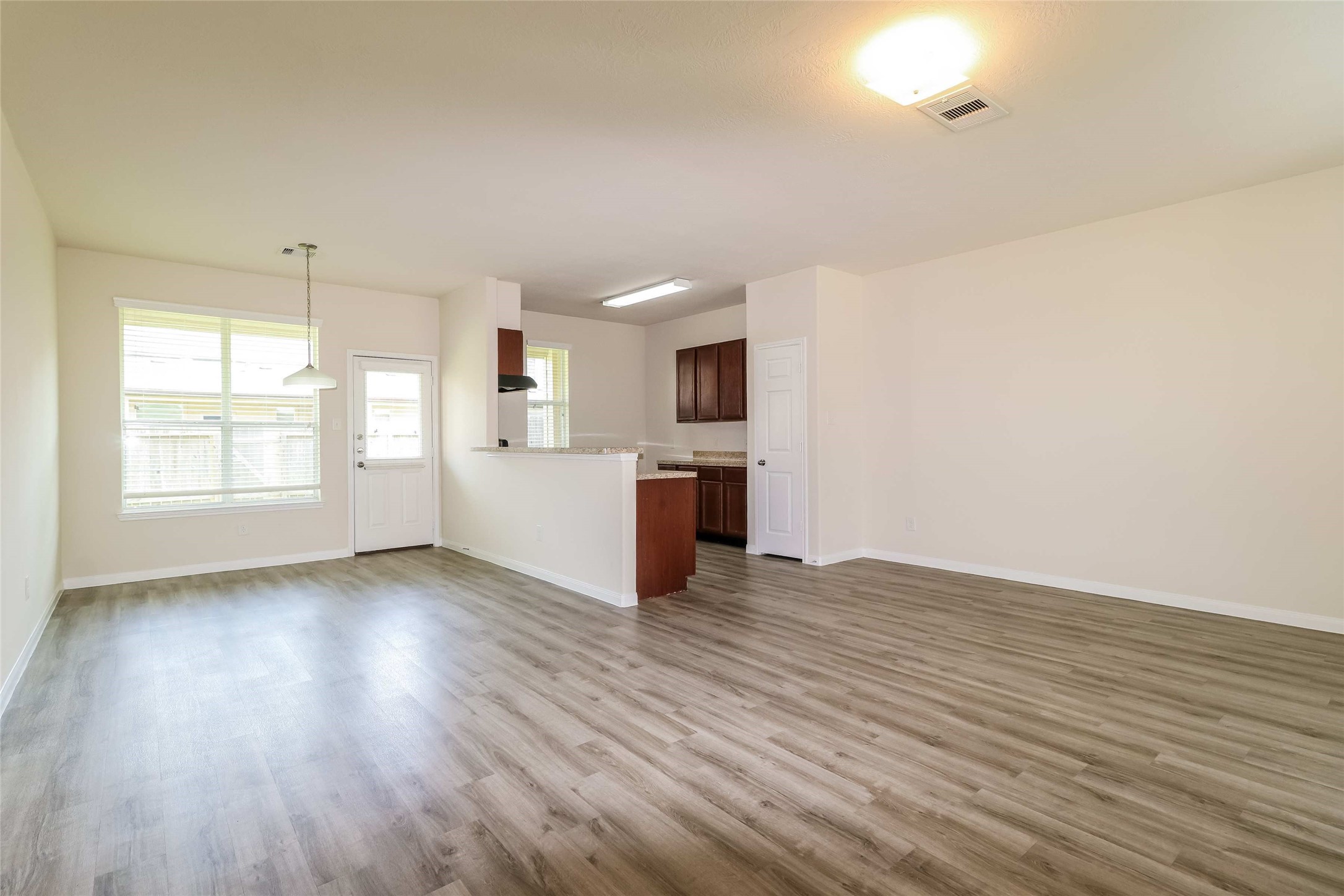 12355 Dona Lane Property Photo 4
