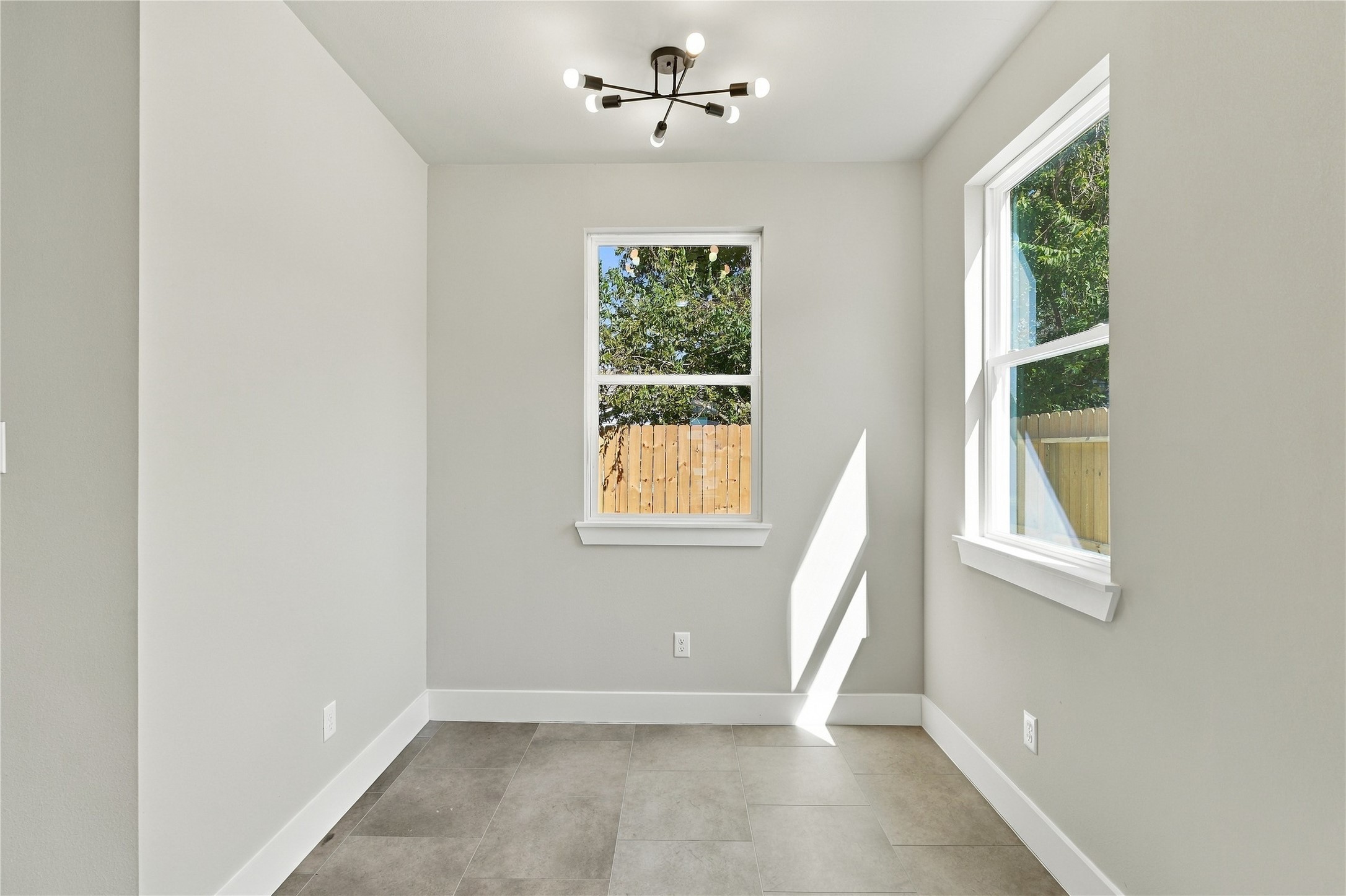 4313 Clover Street A/b Property Photo 18
