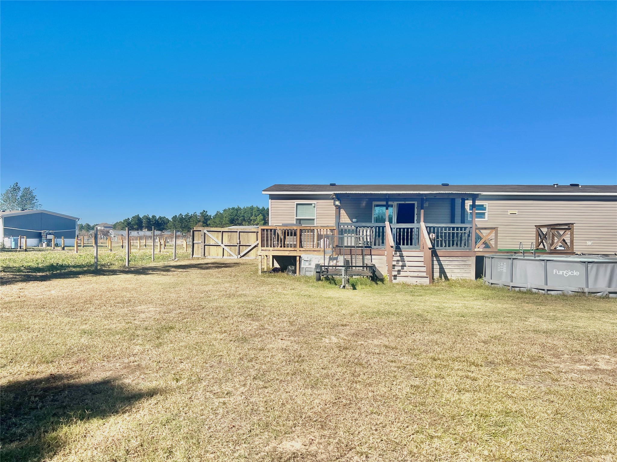 1160 Road 5701 Property Photo 3