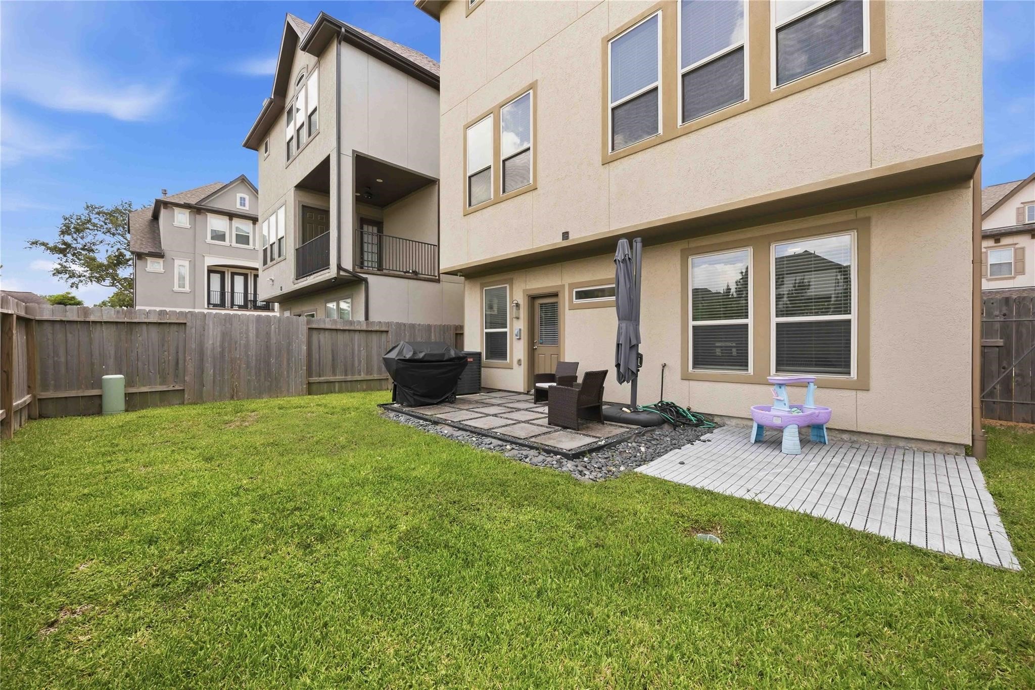 3904 Centre Plains Way Property Photo 31