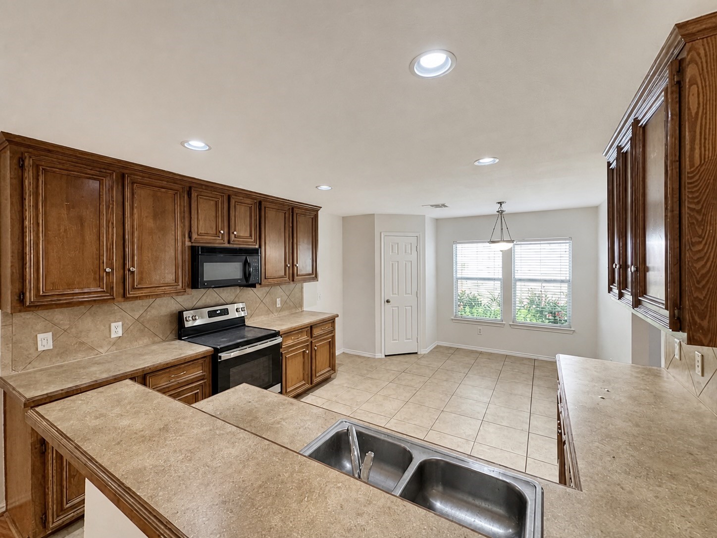 13 Sunnyvale Lane Property Photo 10