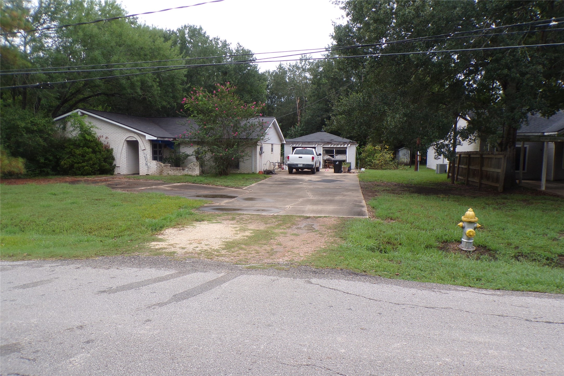 1008 Brooks Avenue Property Photo 3