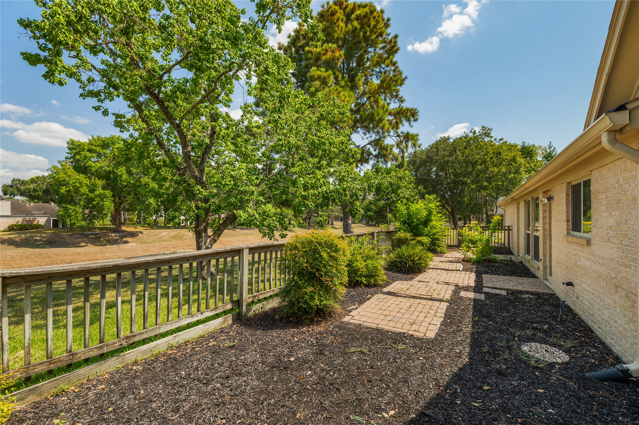18202 Widcombe Drive Property Photo 20