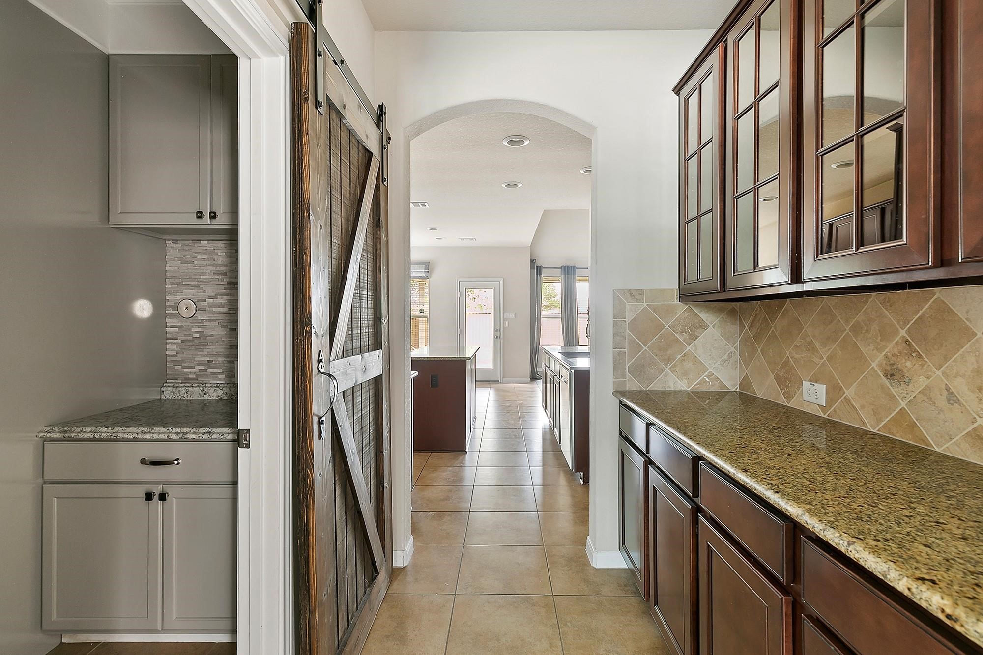 26315 Cedar Pine Drive Property Photo 15
