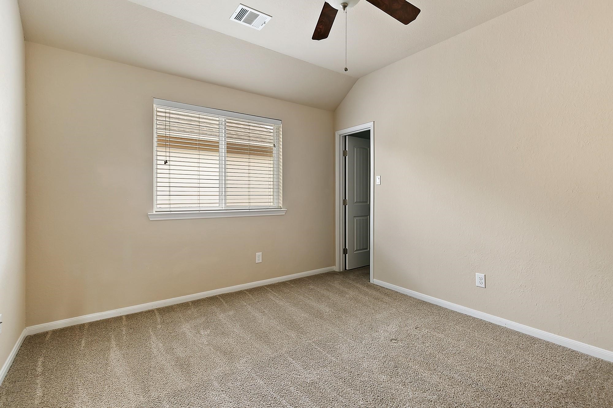 26315 Cedar Pine Drive Property Photo 20