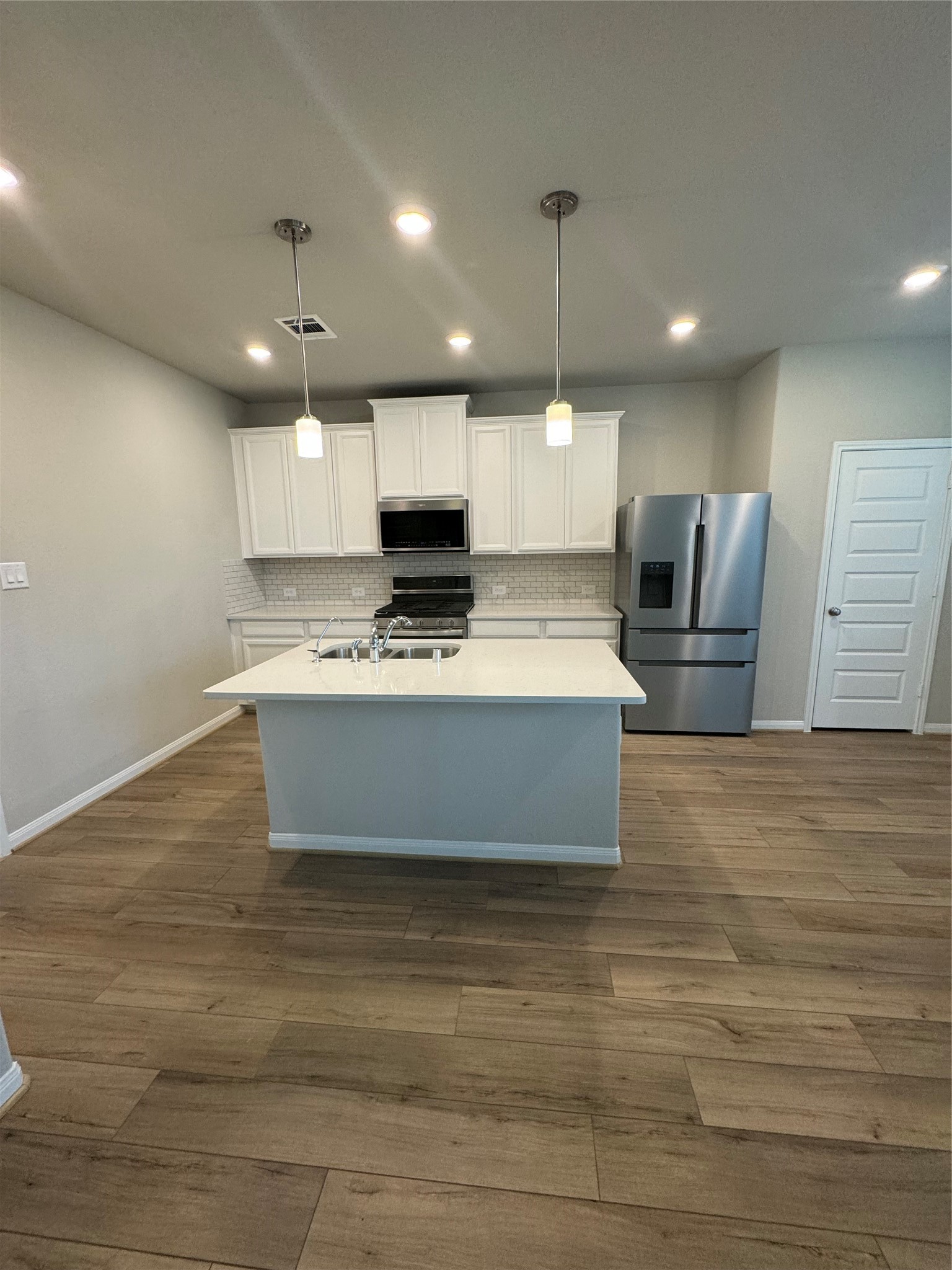 18528 Meadow Point Lane Property Photo 12