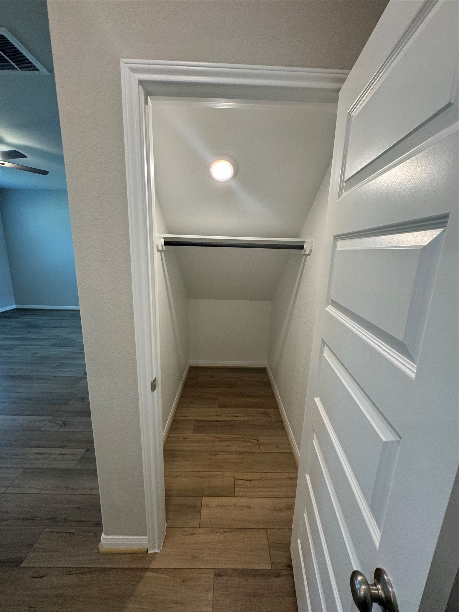 18528 Meadow Point Lane Property Photo 16