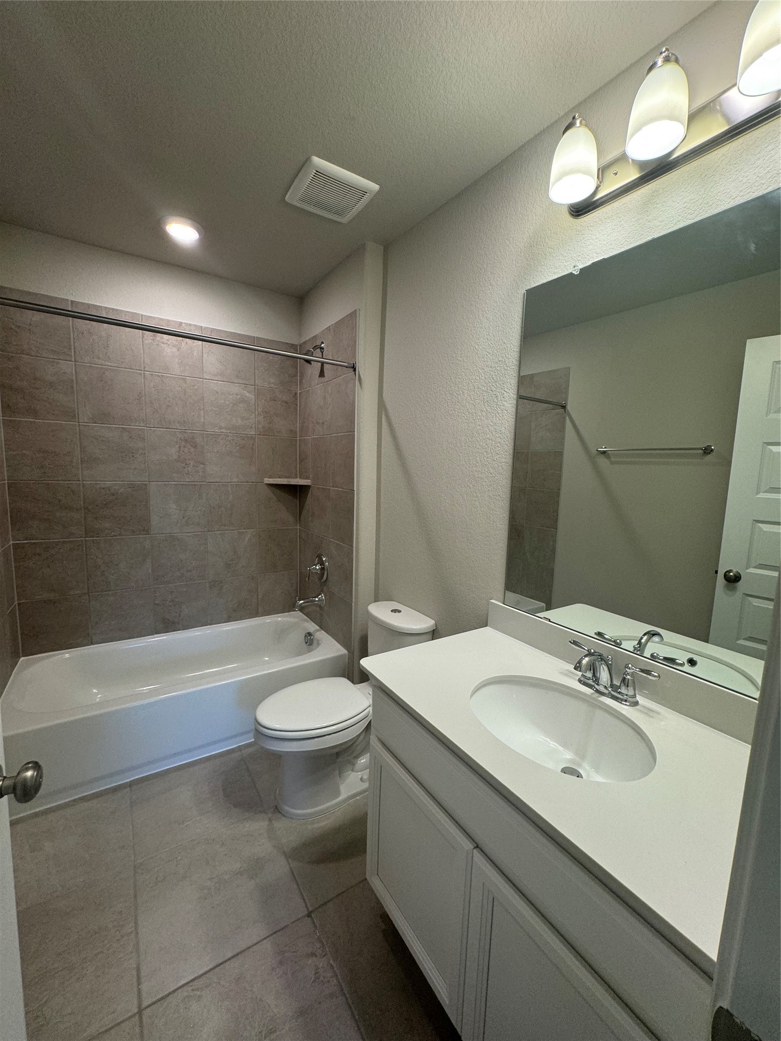 18528 Meadow Point Lane Property Photo 23