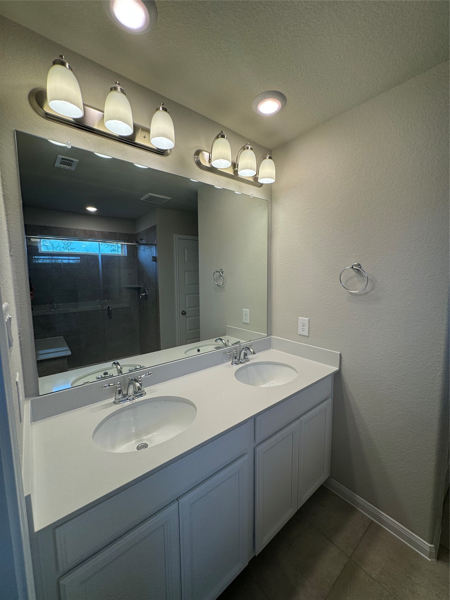 18528 Meadow Point Lane Property Photo 27
