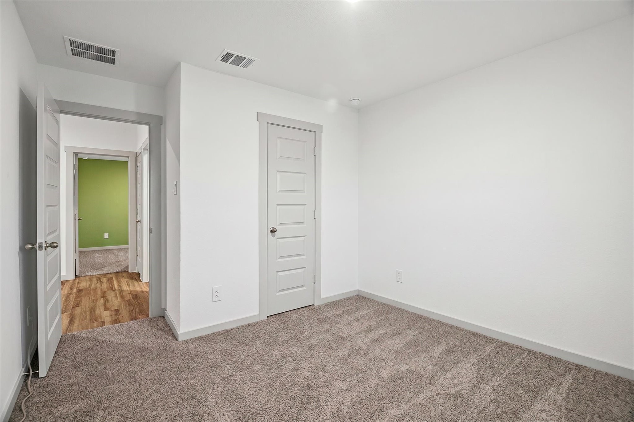 10002 Palm Royal Drive Property Photo 18