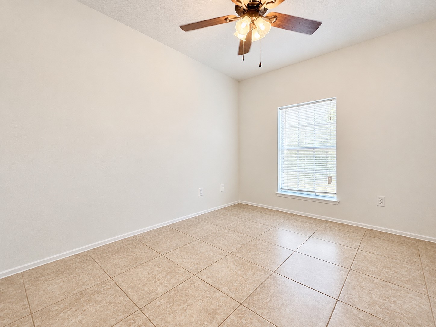 16347 Villaret Drive Property Photo 7