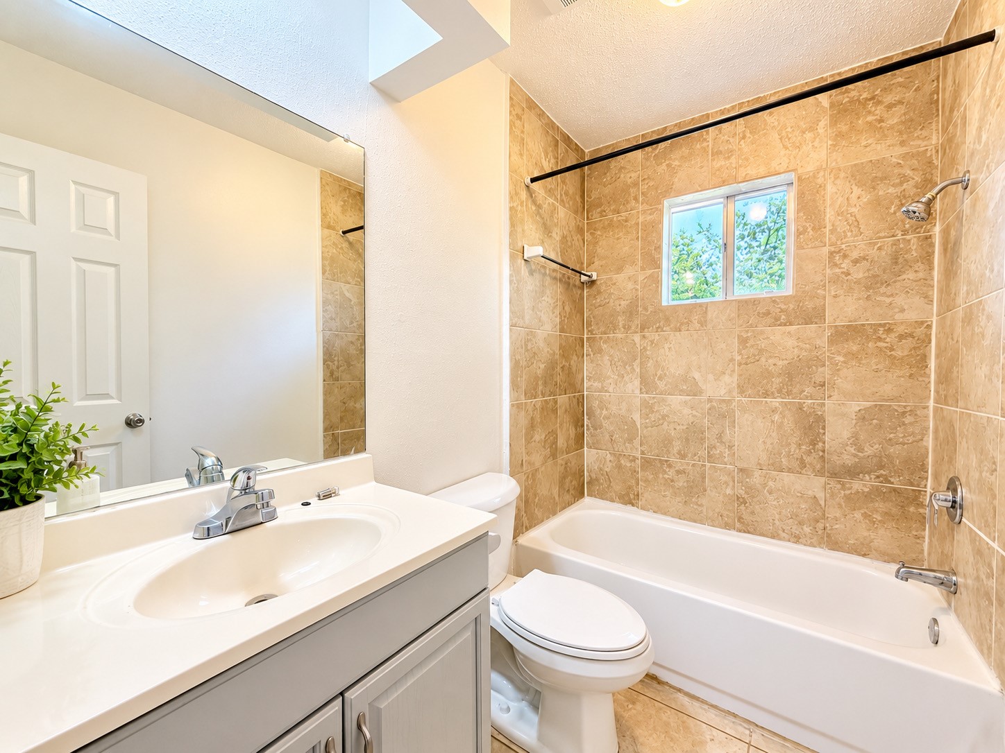 16347 Villaret Drive Property Photo 15