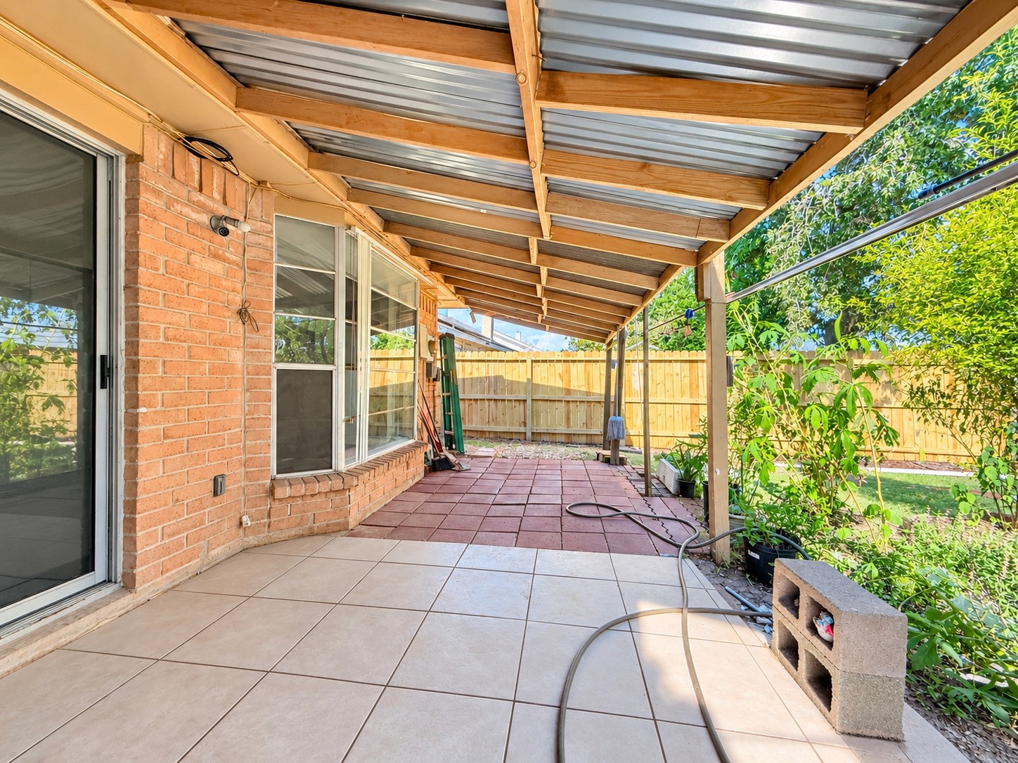 16347 Villaret Drive Property Photo 18