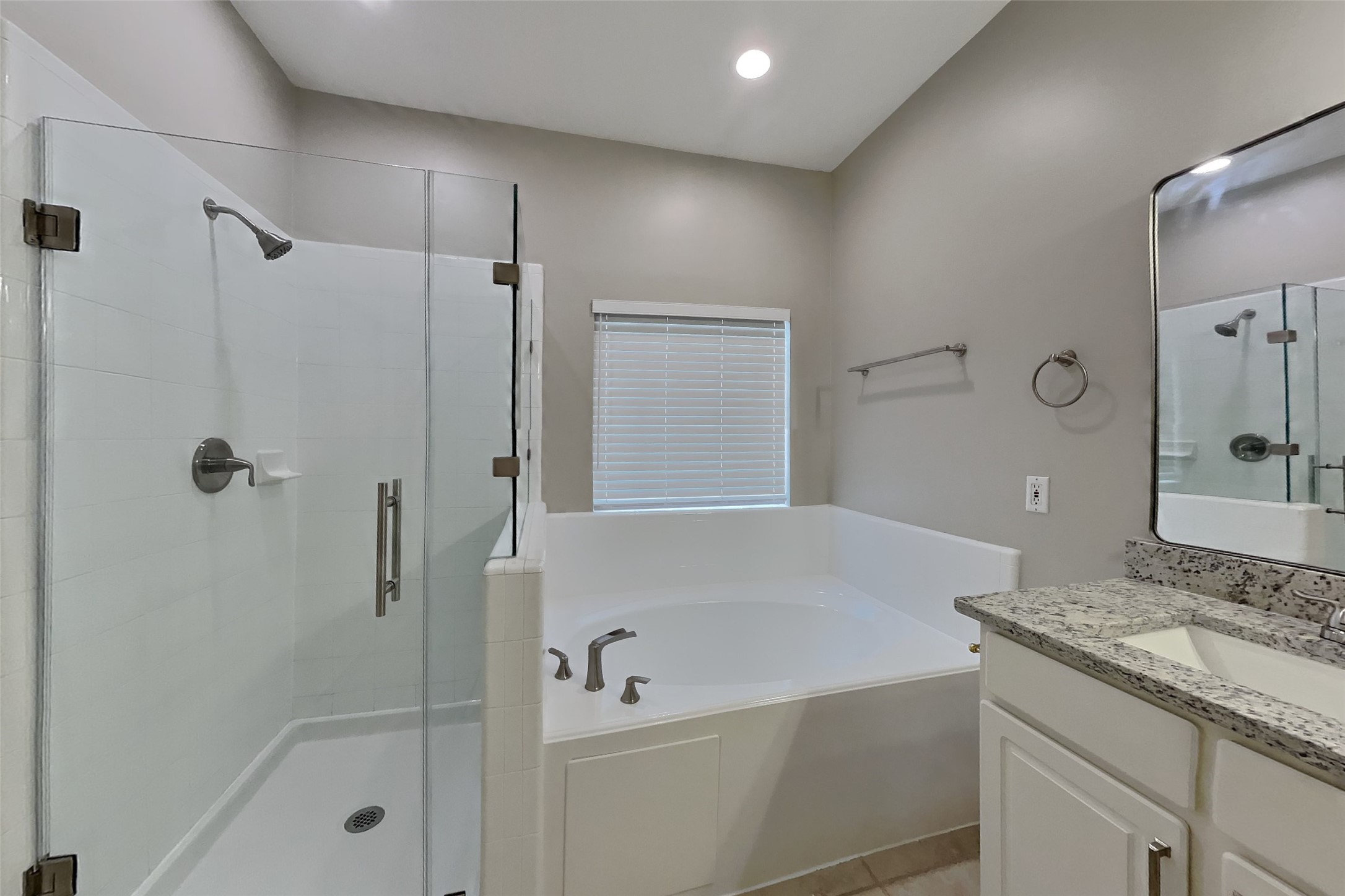 2922 Maple Bend Drive Property Photo 10