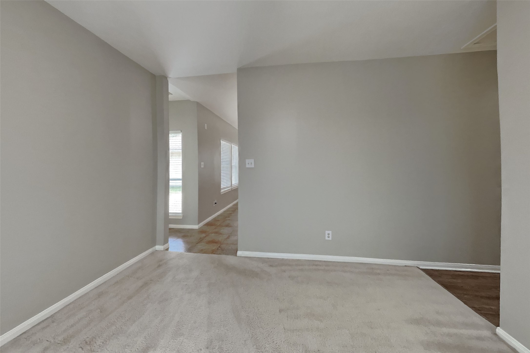 2922 Maple Bend Drive Property Photo 18