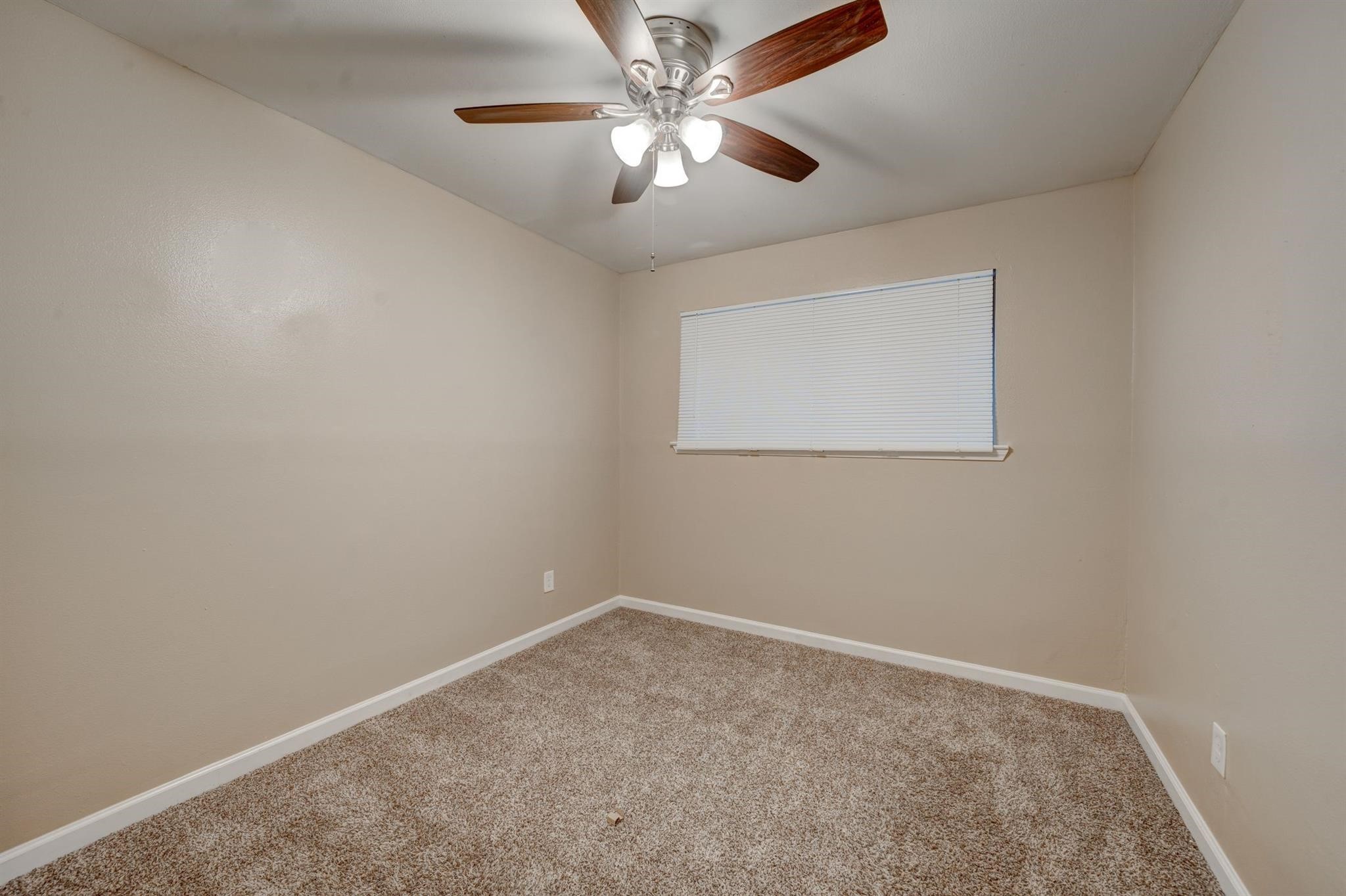 6331 Oaknut Drive Property Photo 8