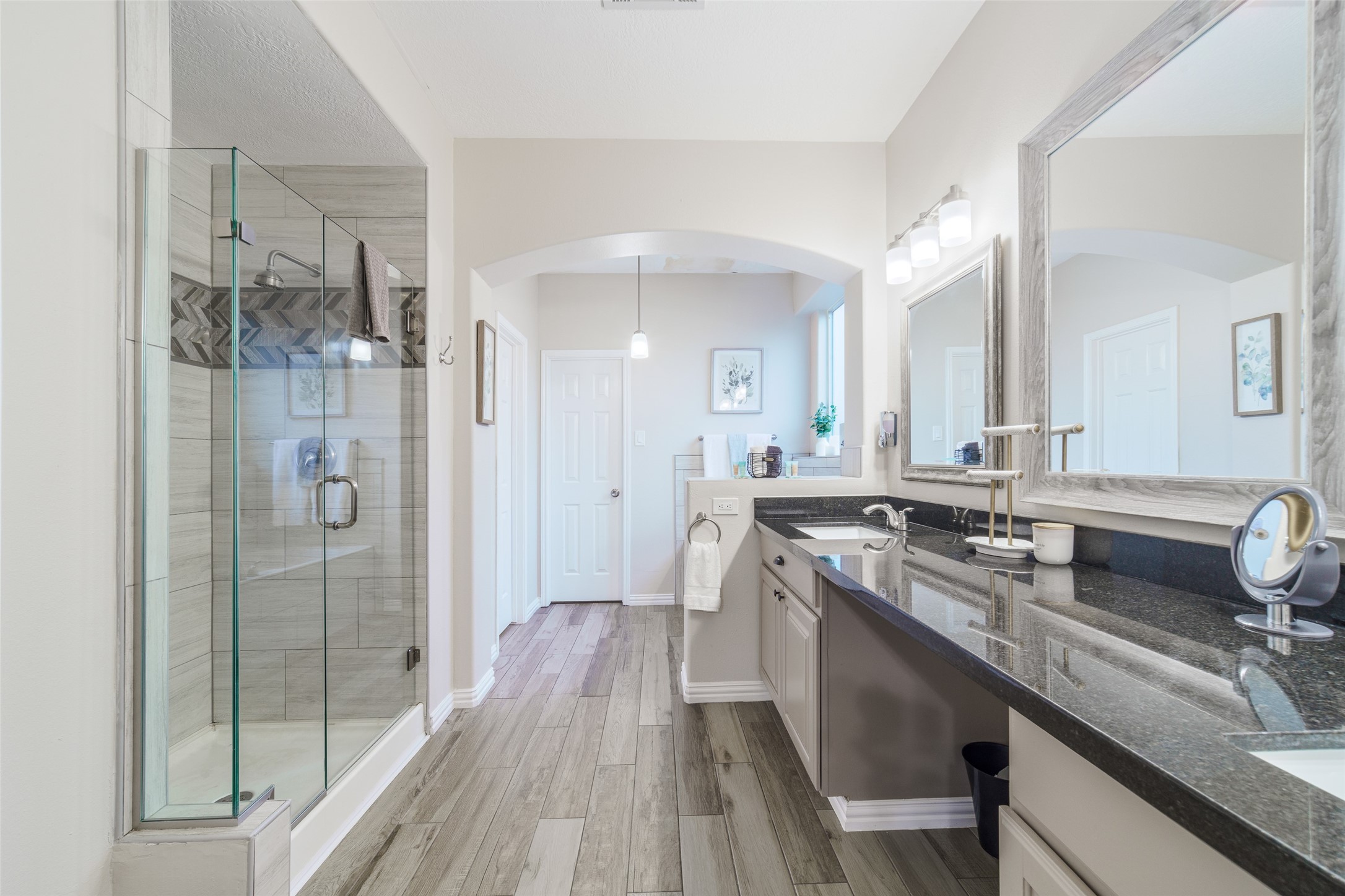 18506 Park Harbor Drive Property Photo 14