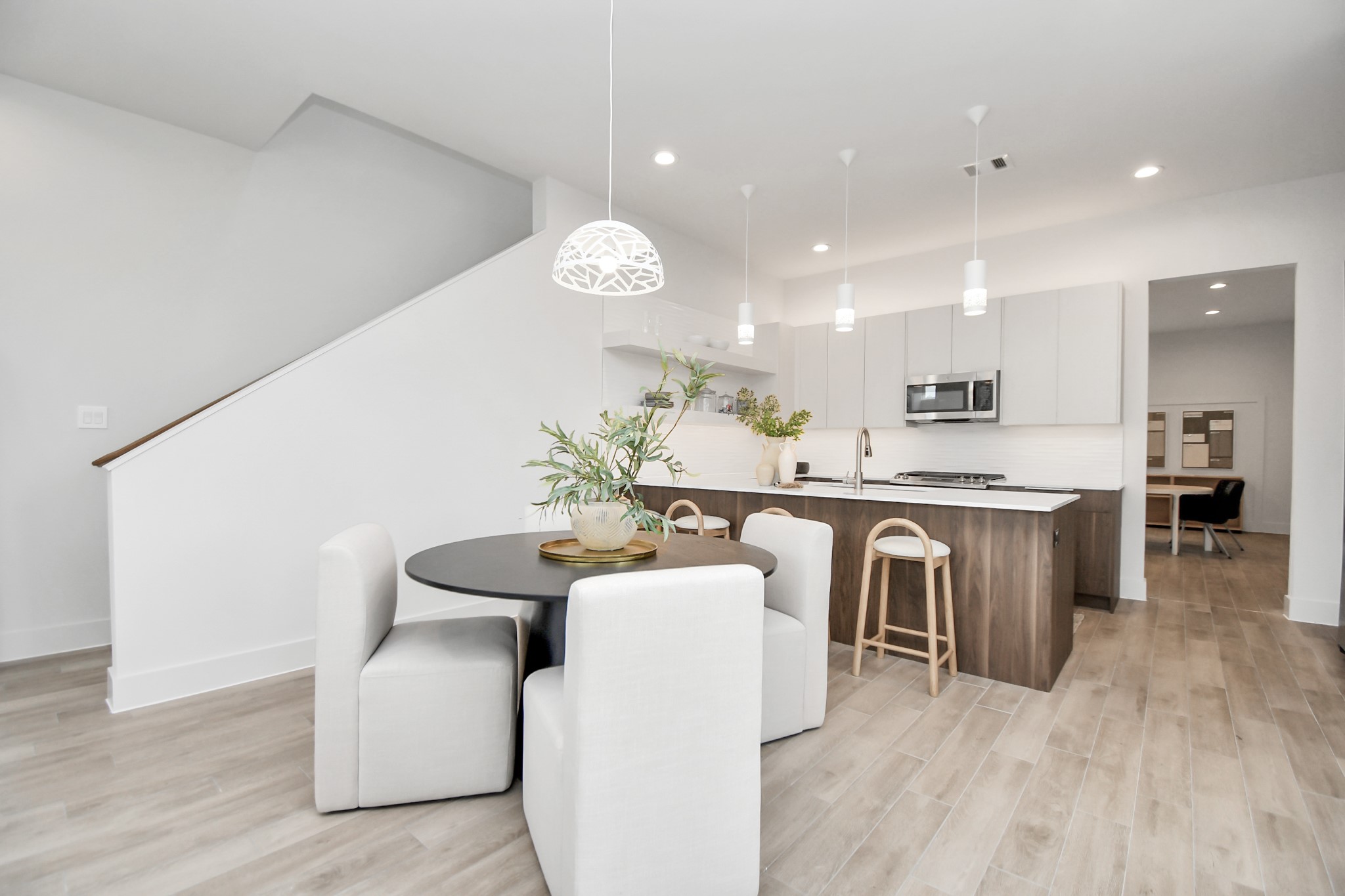 13103 Moncloa Drive Property Photo 12
