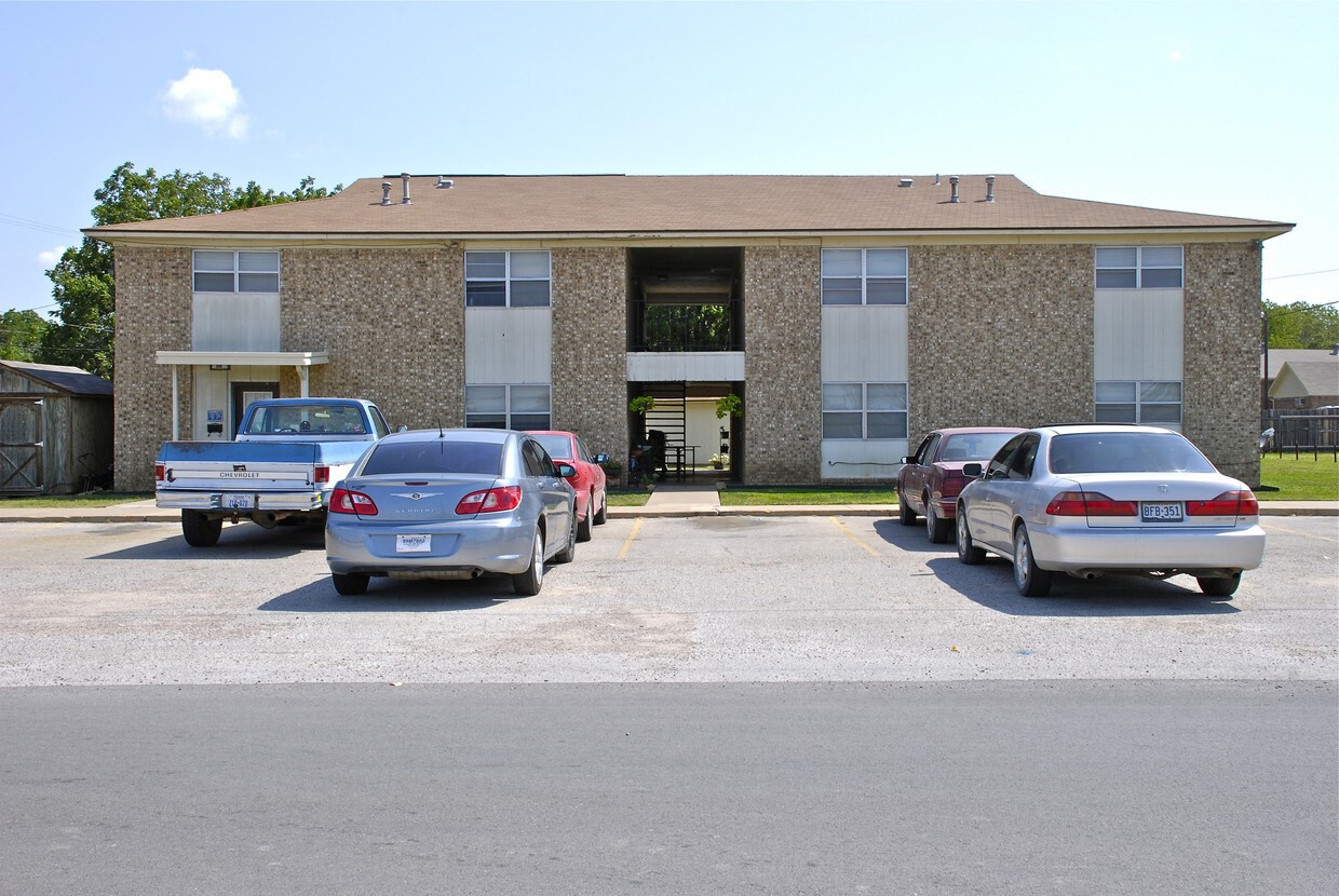 108 Godley Avenue Property Photo 1