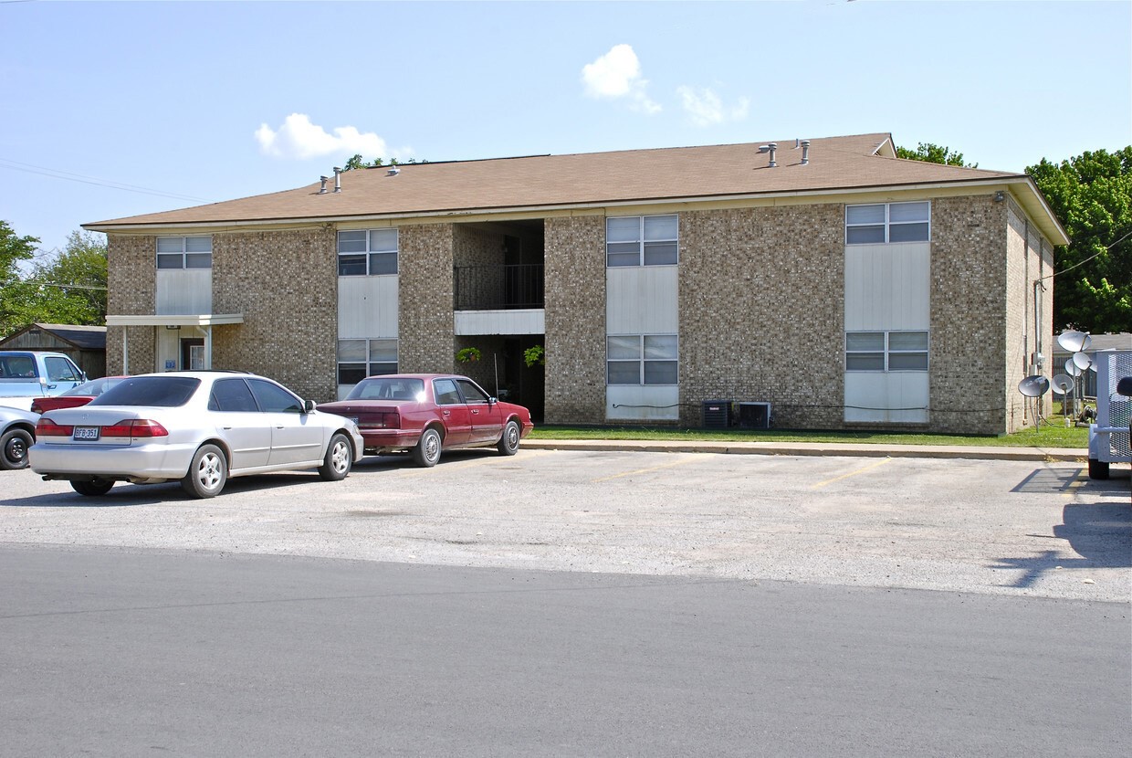 108 Godley Avenue Property Photo 2