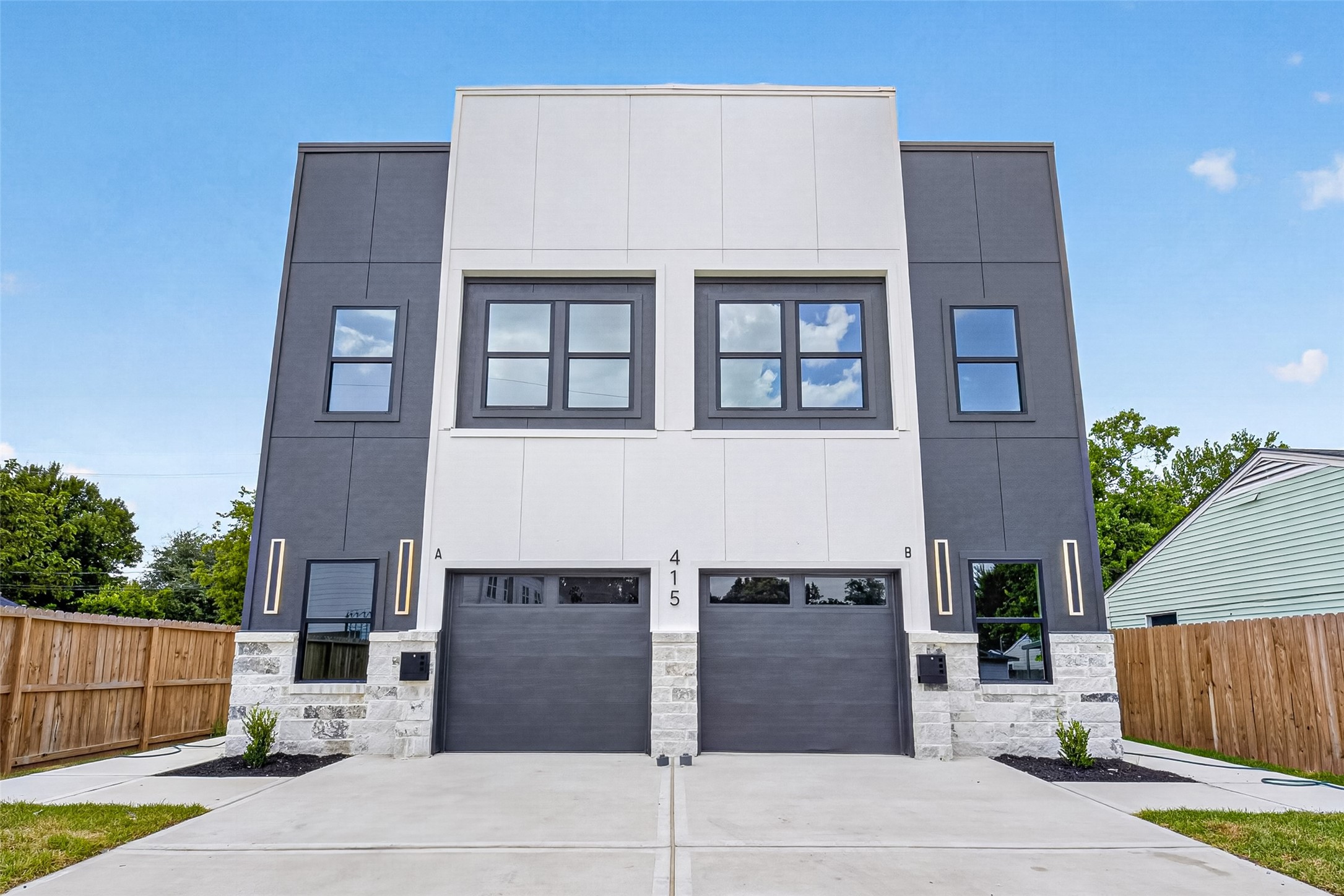 415 Neyland Street Property Photo 1