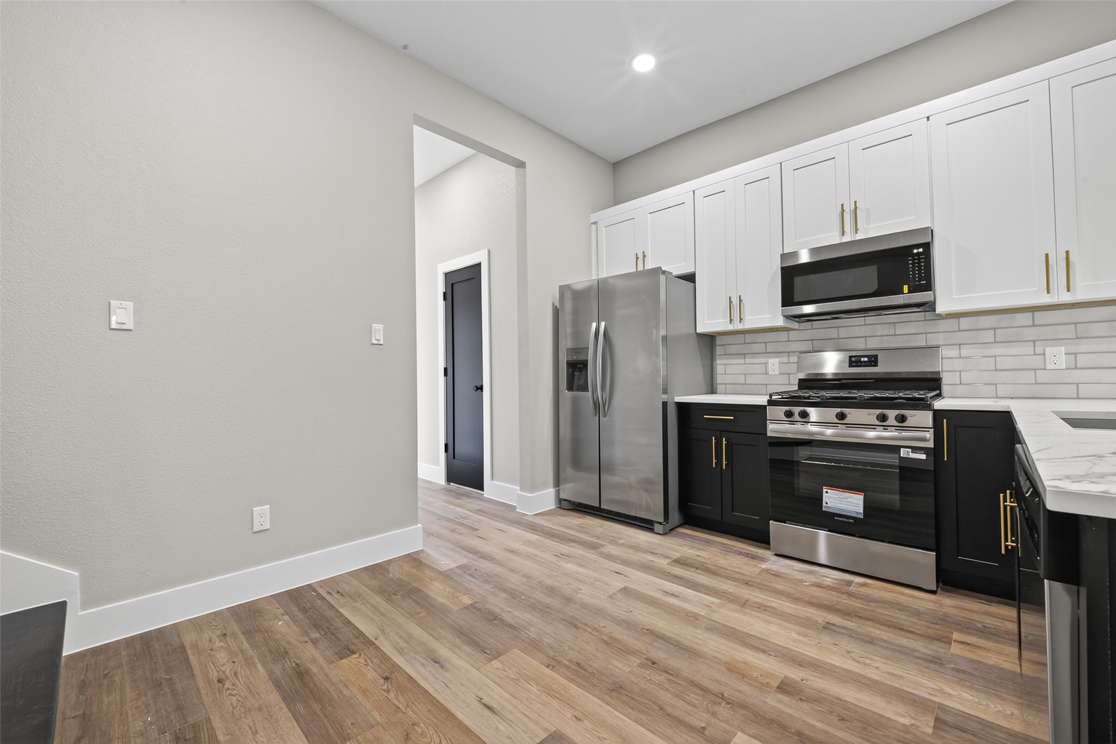415 Neyland Street Property Photo 7
