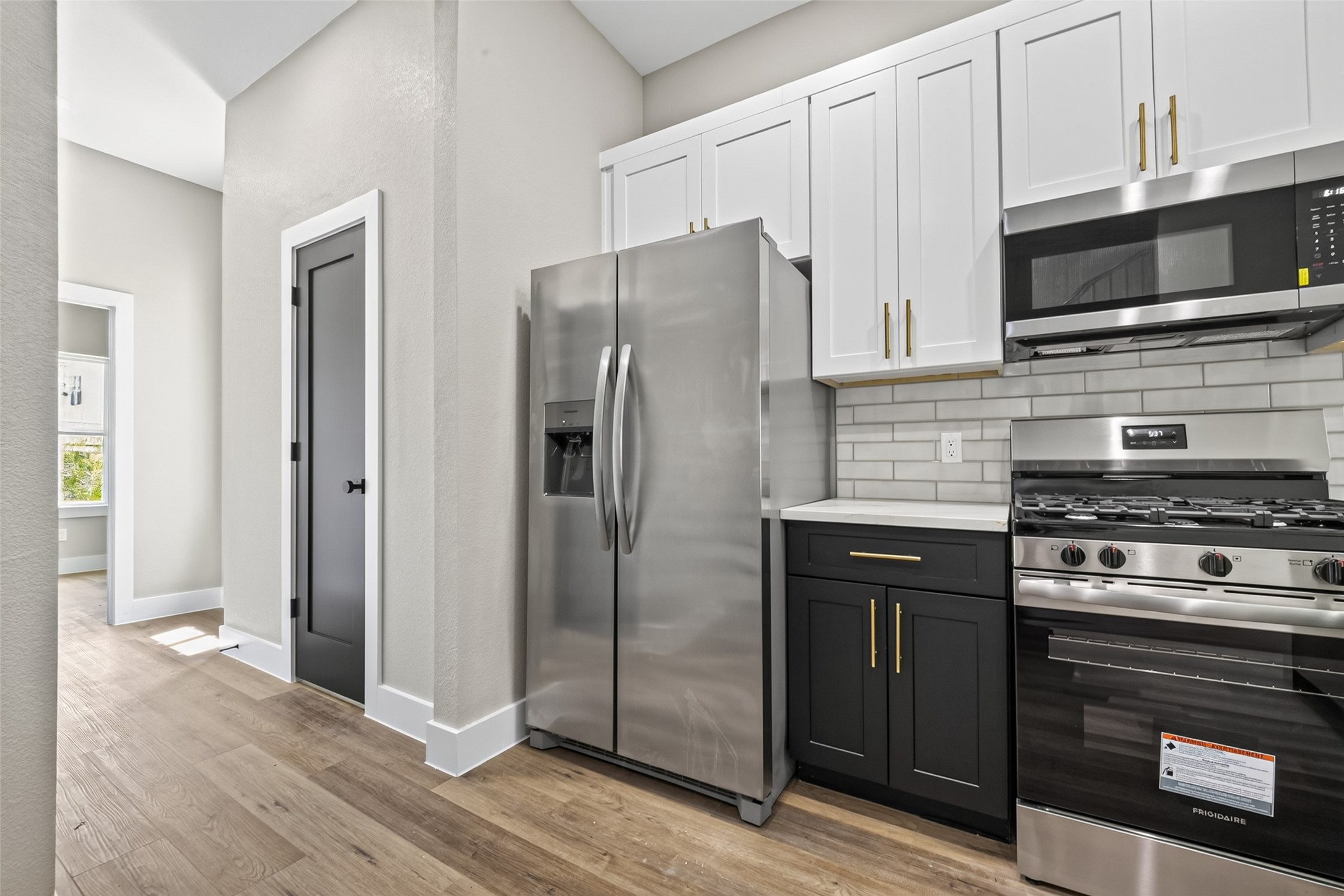 415 Neyland Street Property Photo 8