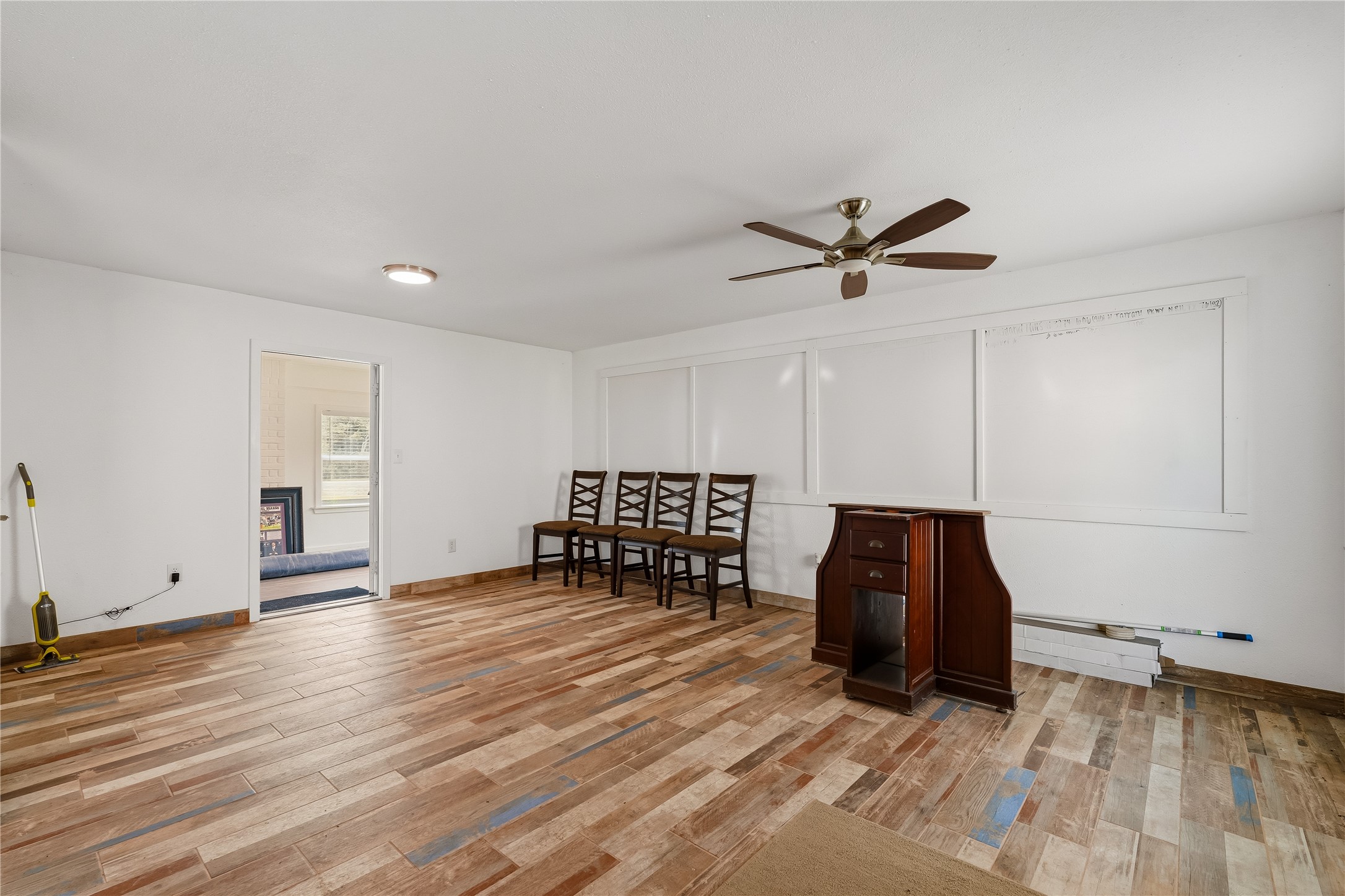 2301 S Kemah Drive S Property Photo 12