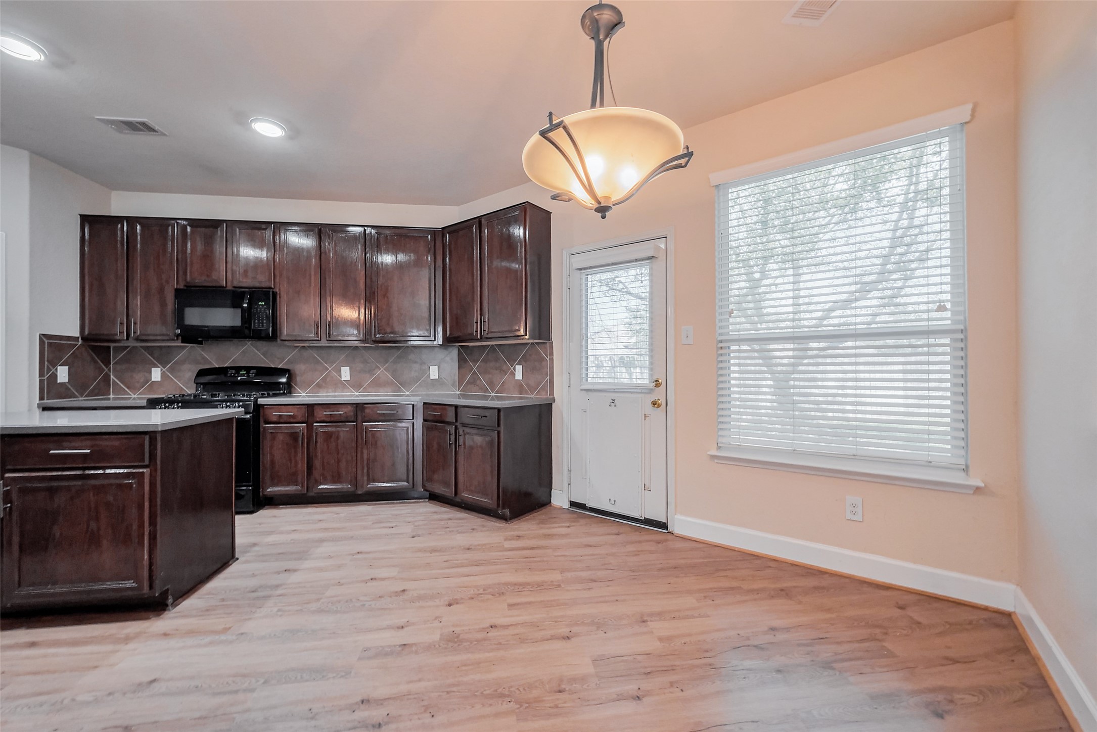 3003 Sage Grouse Court Property Photo 24
