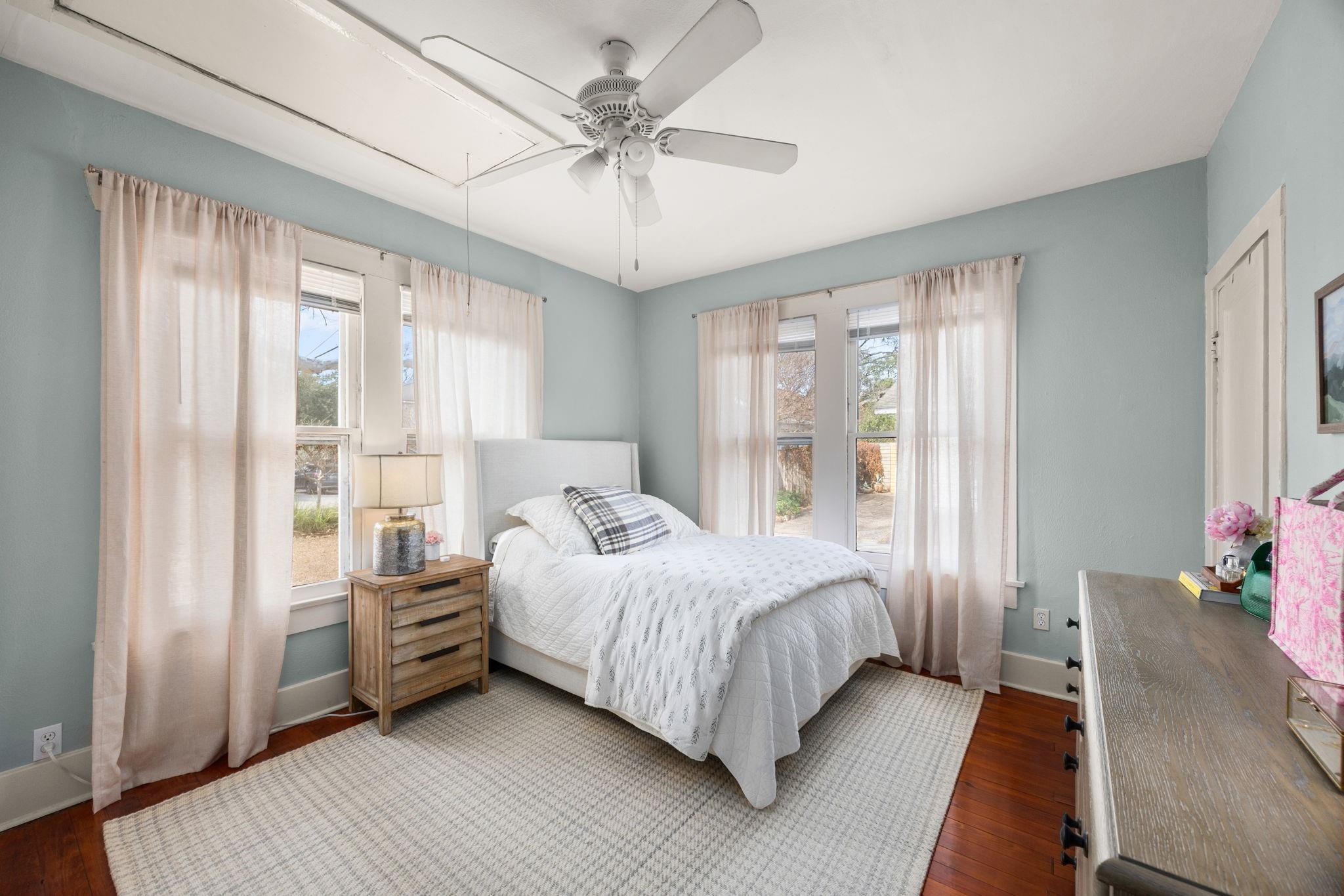 2621 & 2623 Beauchamp Street, Houston Tx 77009 Property Photo 11